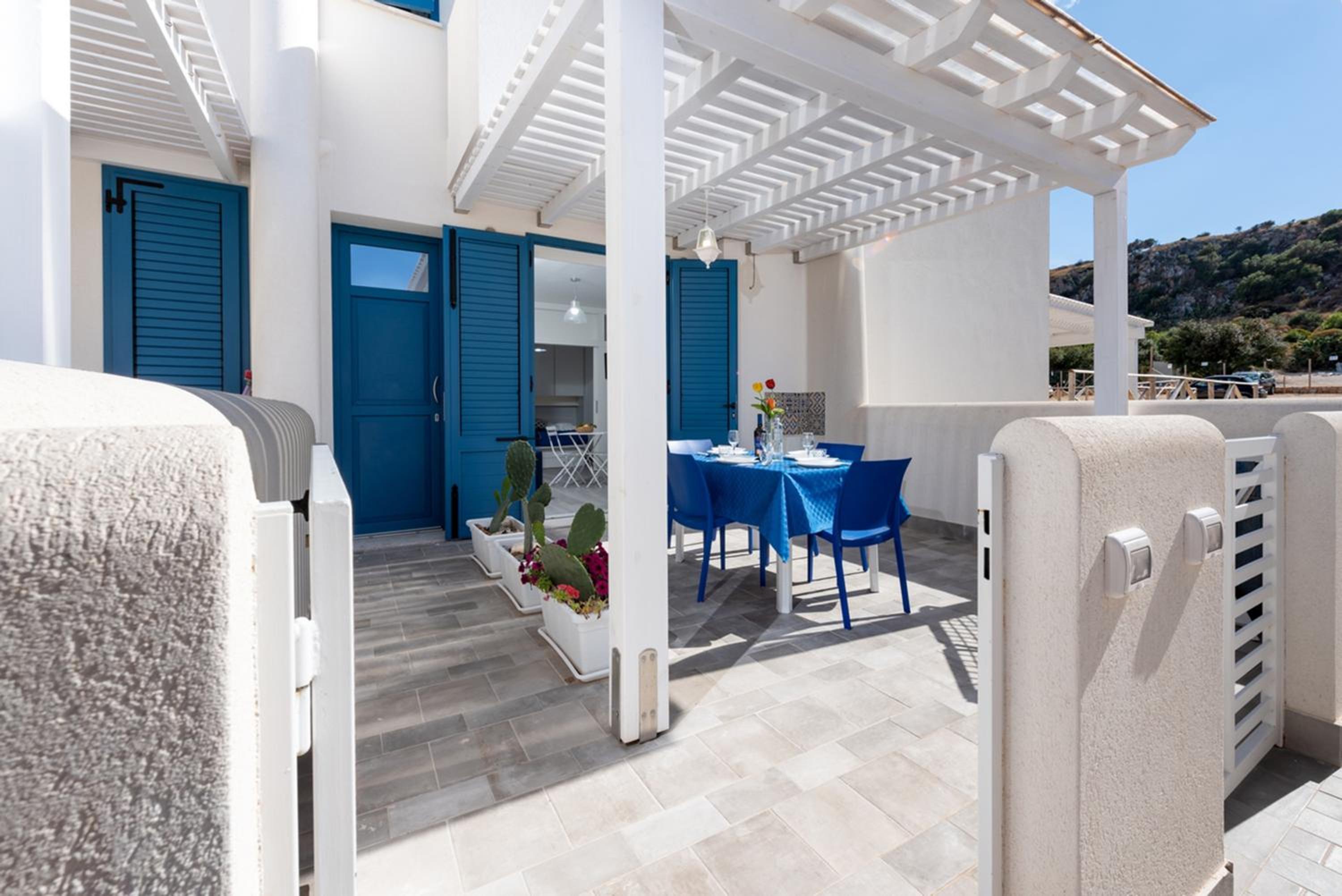 Isule Apartment & Terrace