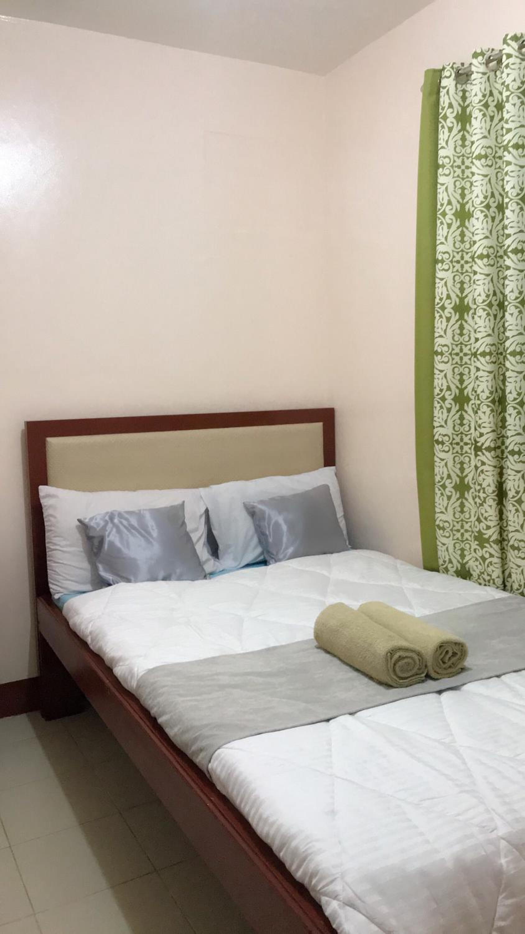 Wendy's Apartelle