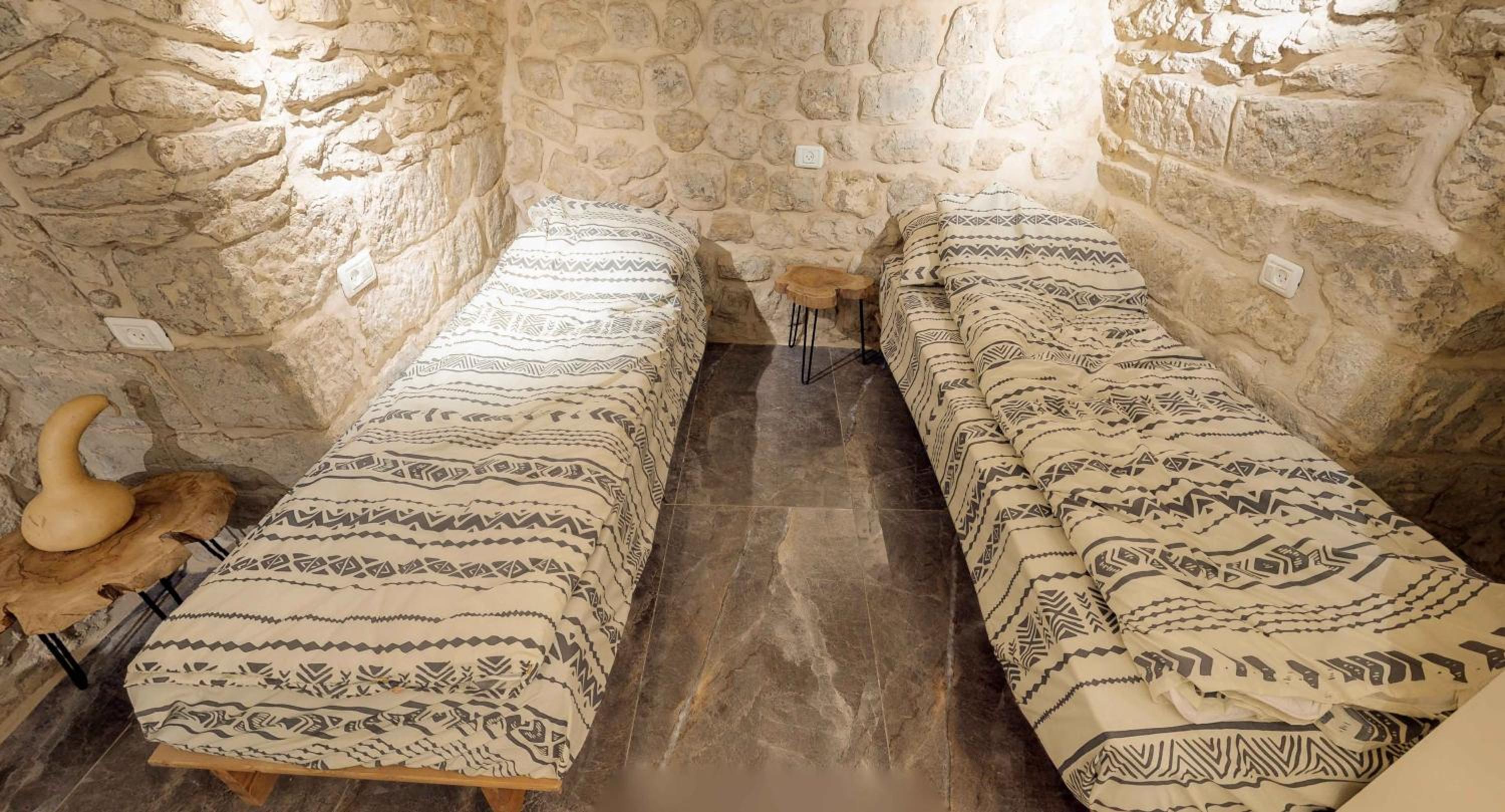 Photo 27