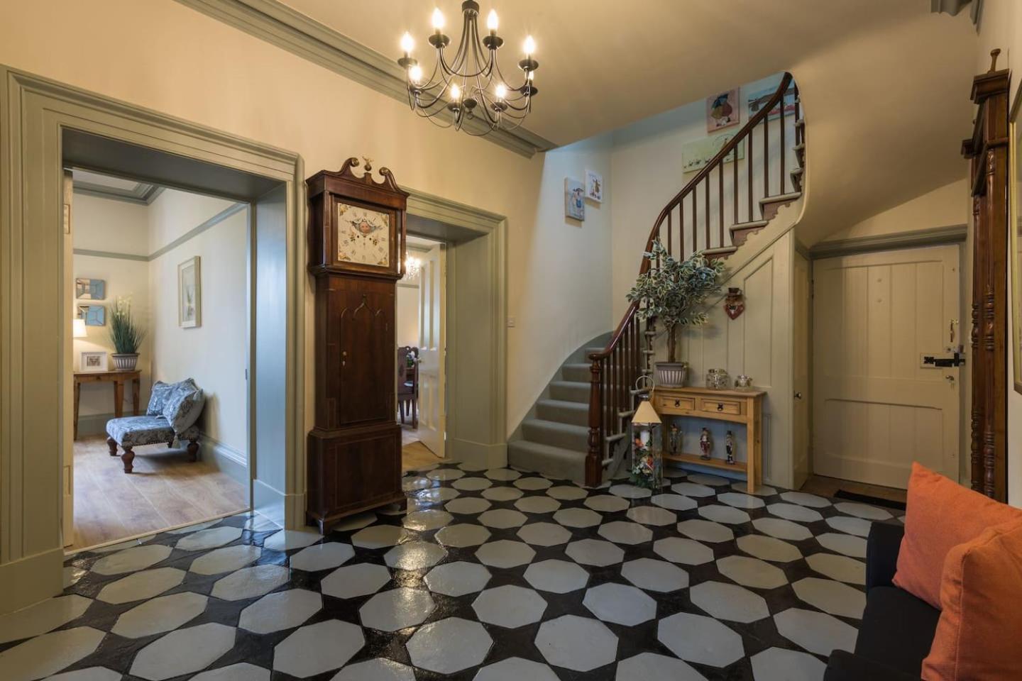 Woodhaven - Luxury 4 bedroom rural retreat with hot tub near to Lake District view 3