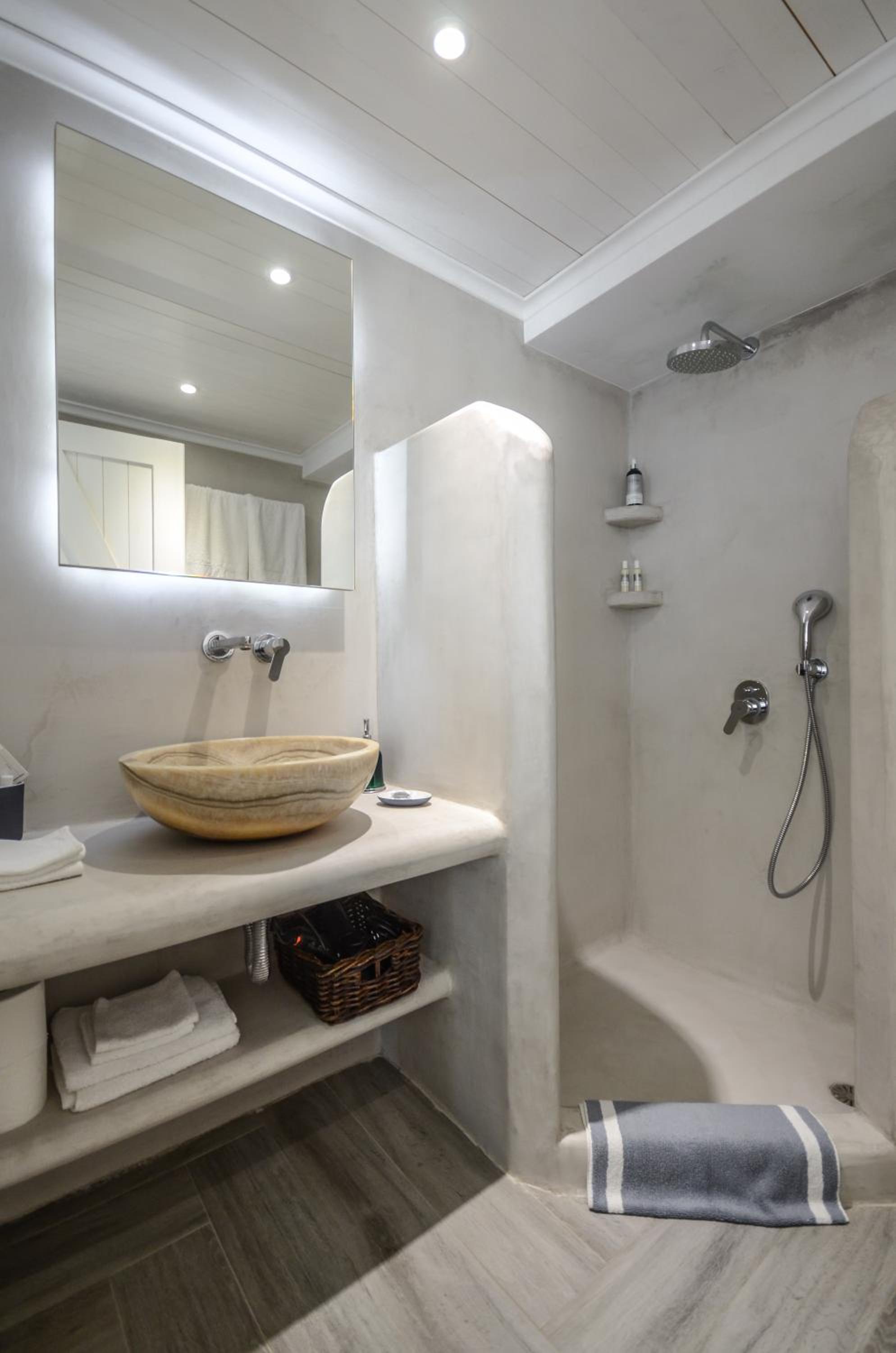 Naxos Rock Villas