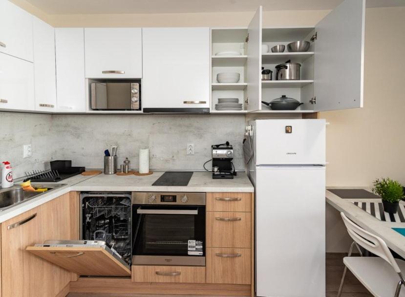 Apartment Galia in Burgas city center view 2