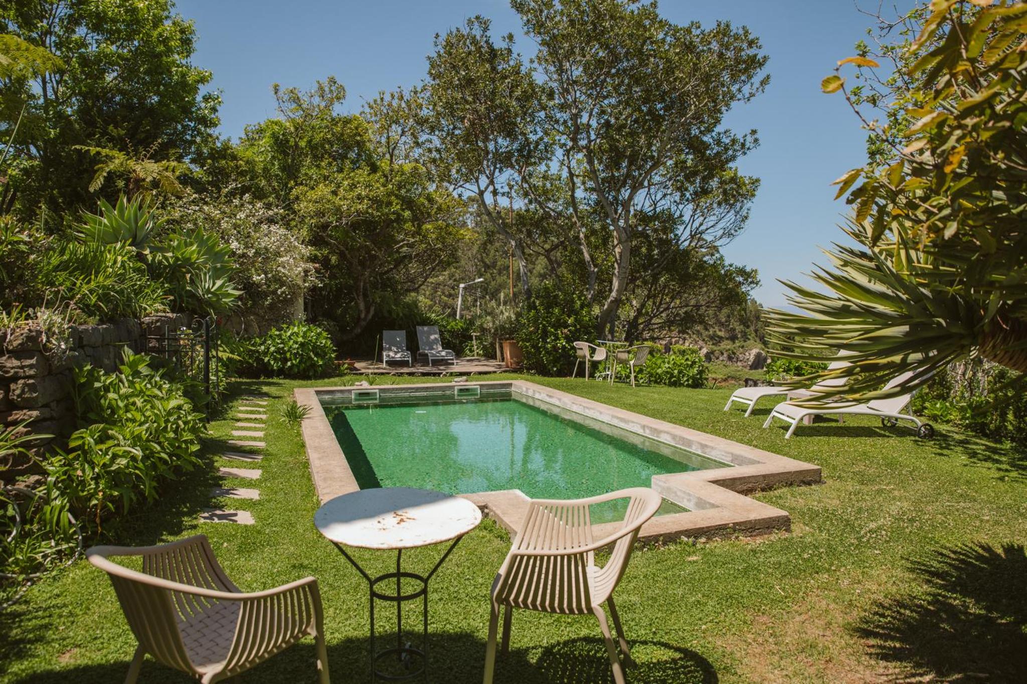 Casa da Muda Cottages & Villa view 3