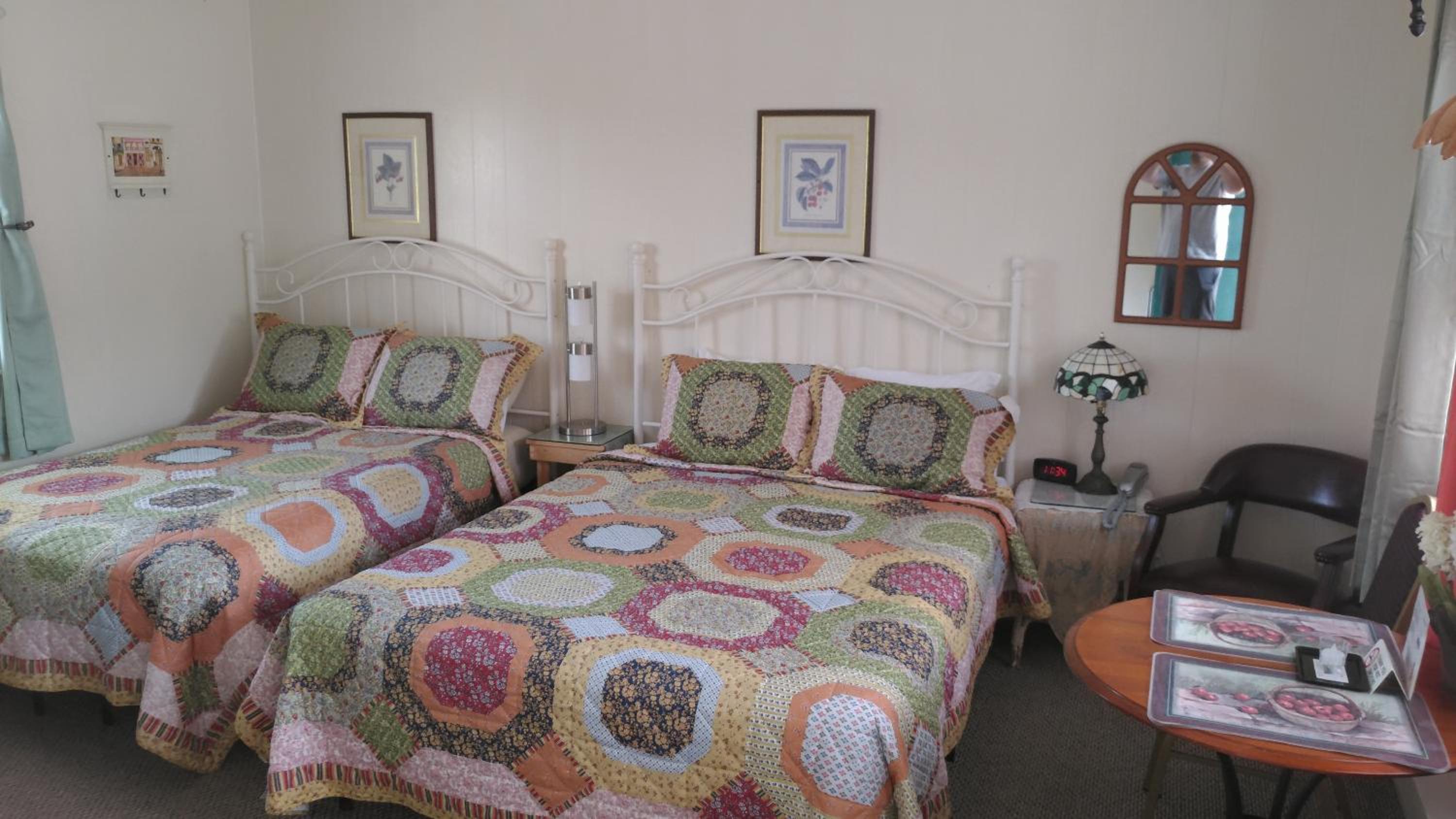 Midway Lodging - Property Image 16