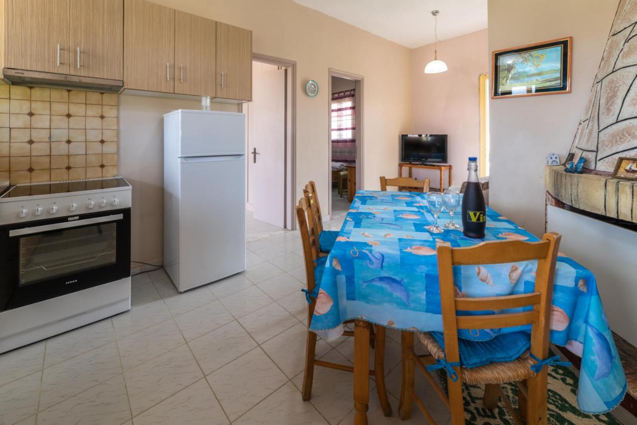 Anthi Studios & Apartments