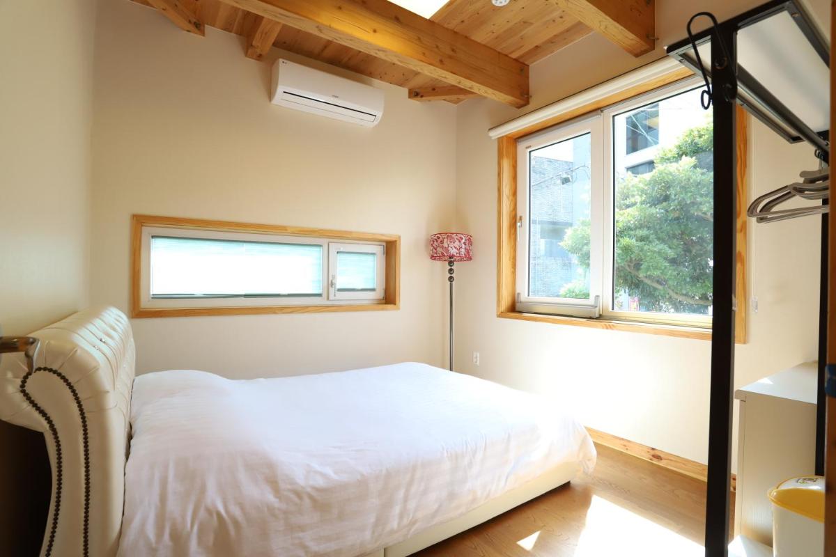 Jeju Lake Pension