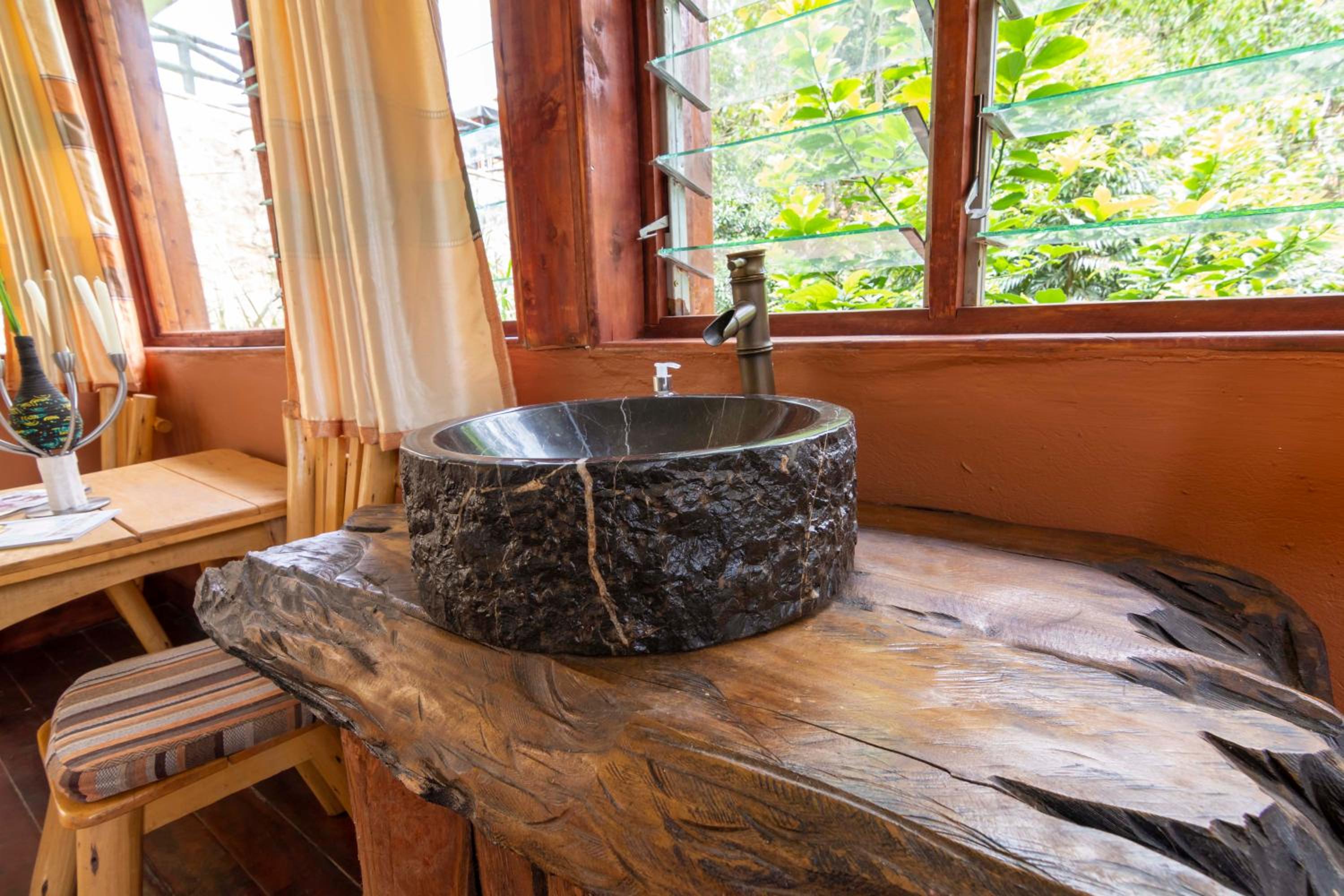 Rushaga Gorilla Lodge