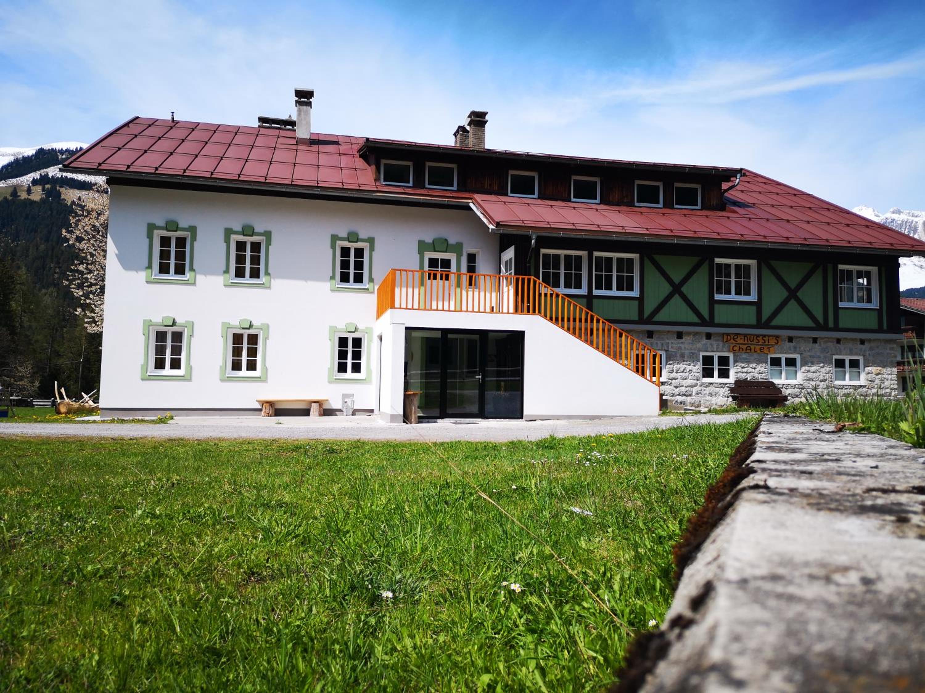 De Nussi's Chalet 1