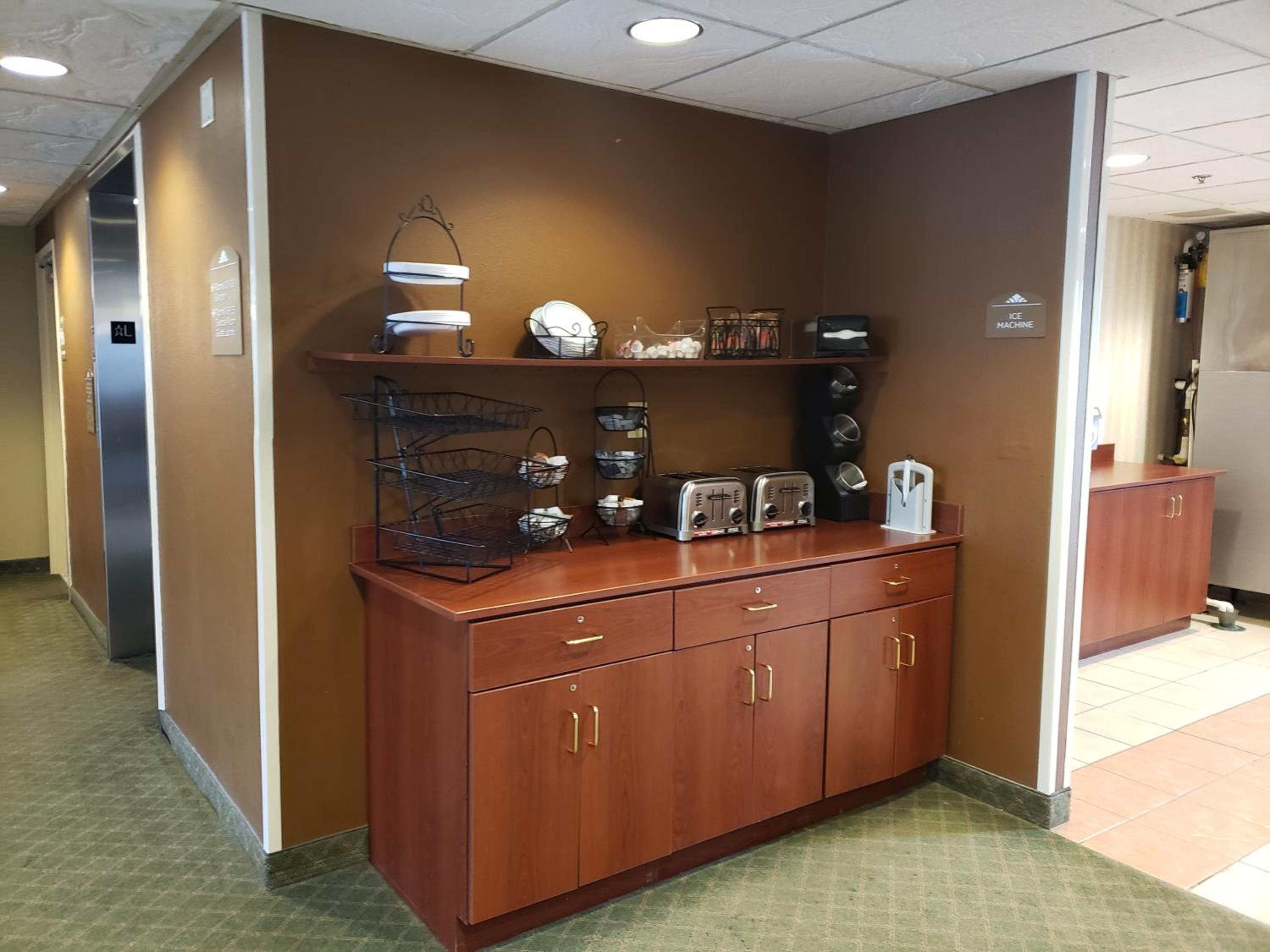 Dover Vacations - Microtel Inn Suites by Wyndham Dover New Hampshire - Property Image 33