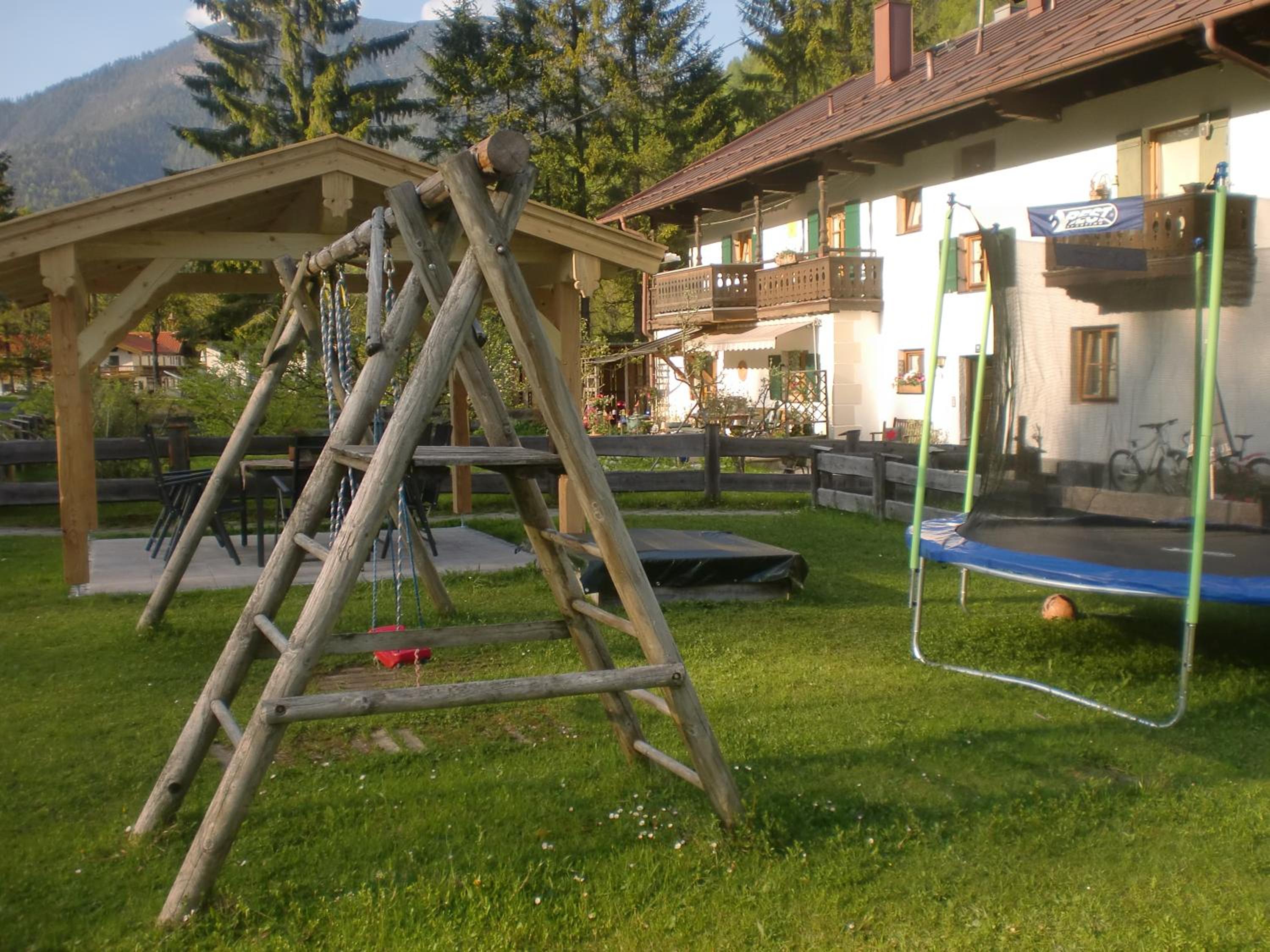 Photo 6