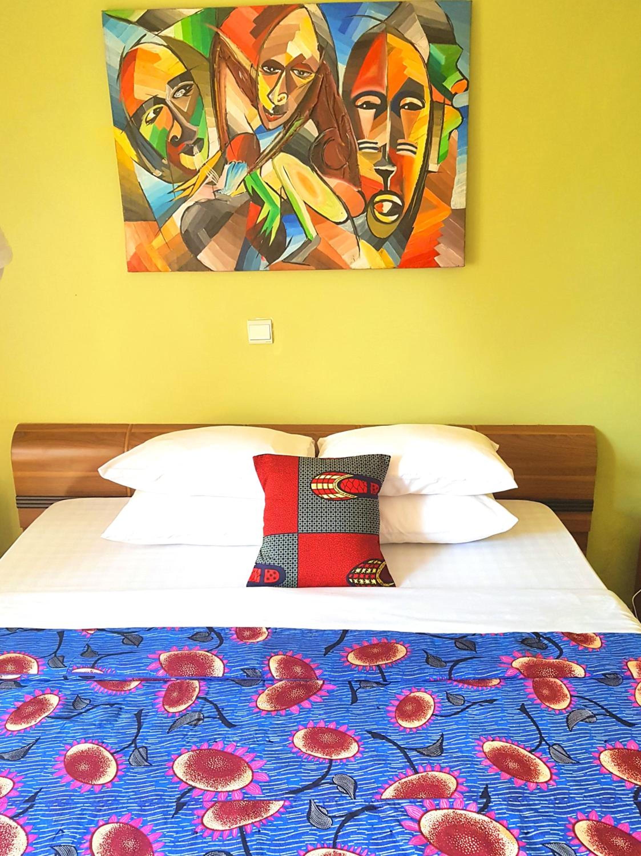 Yambi Guesthouse
