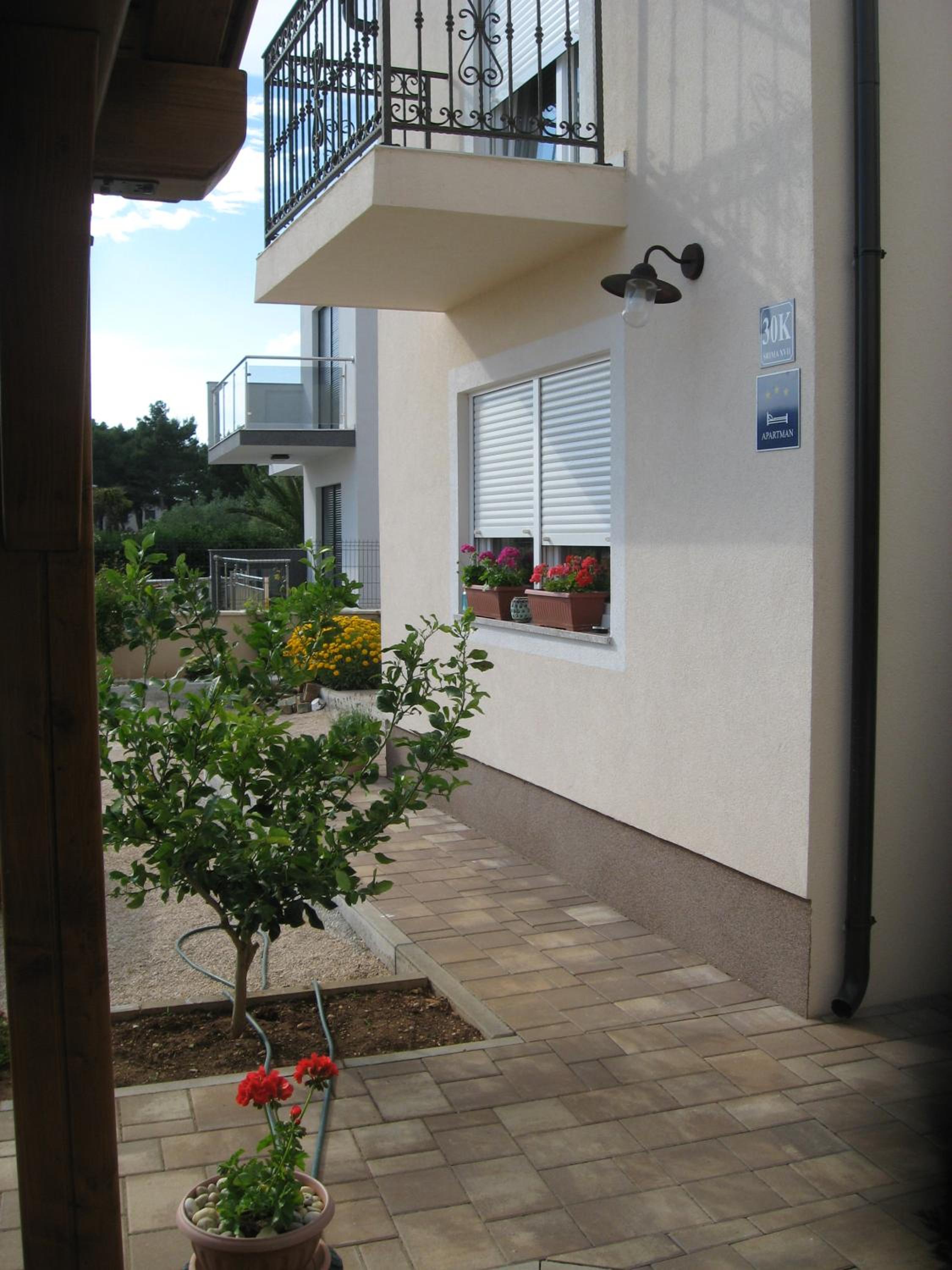 Photo 34