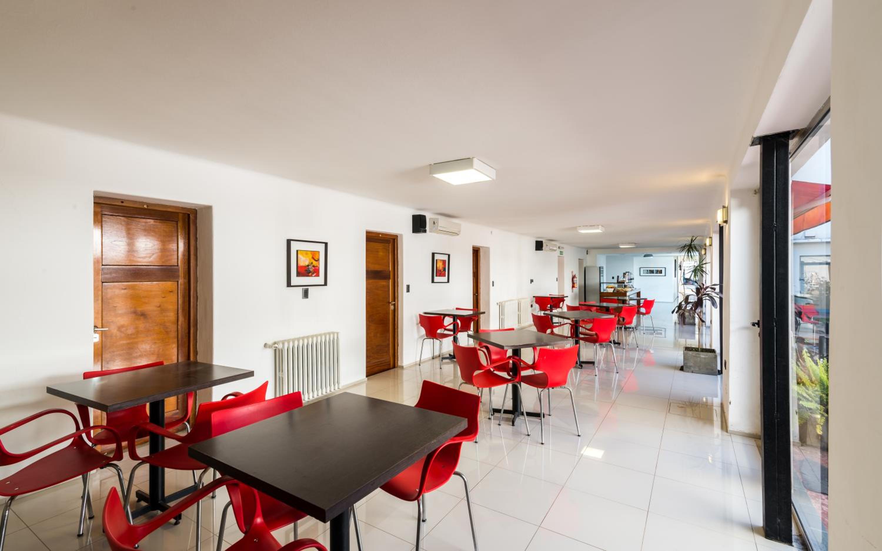 Hotel Ritz - Image 4