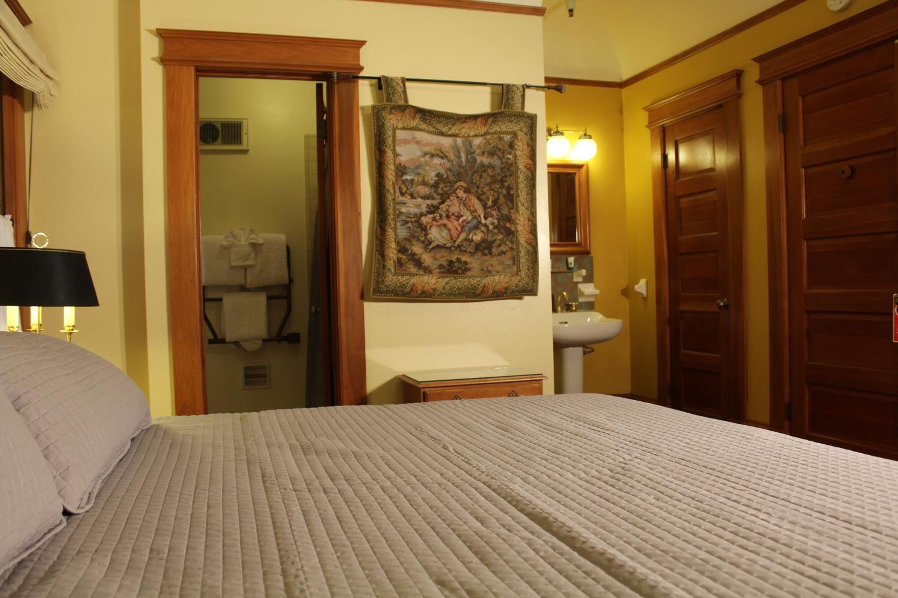 Pacific Grove Inn, photo 15