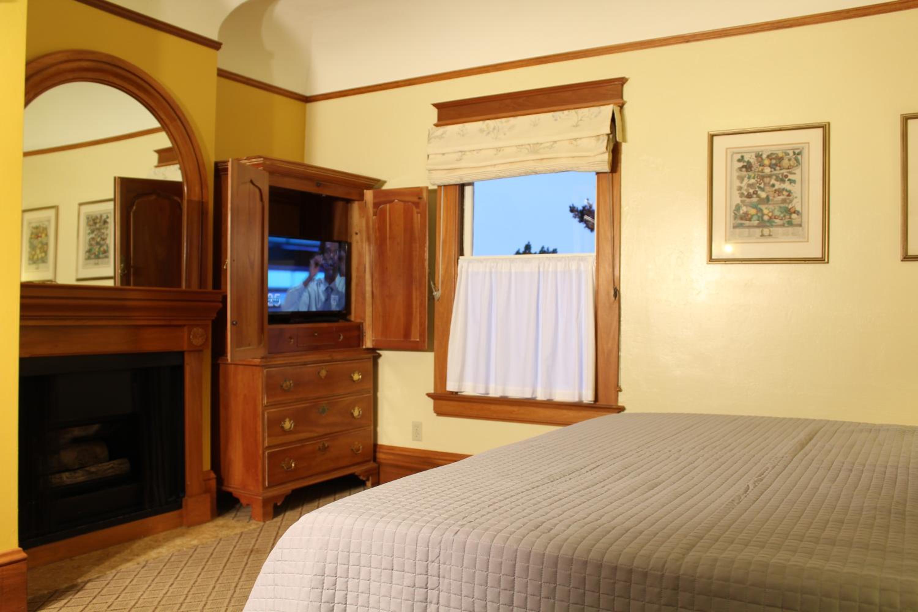 Pacific Grove Inn, photo 43