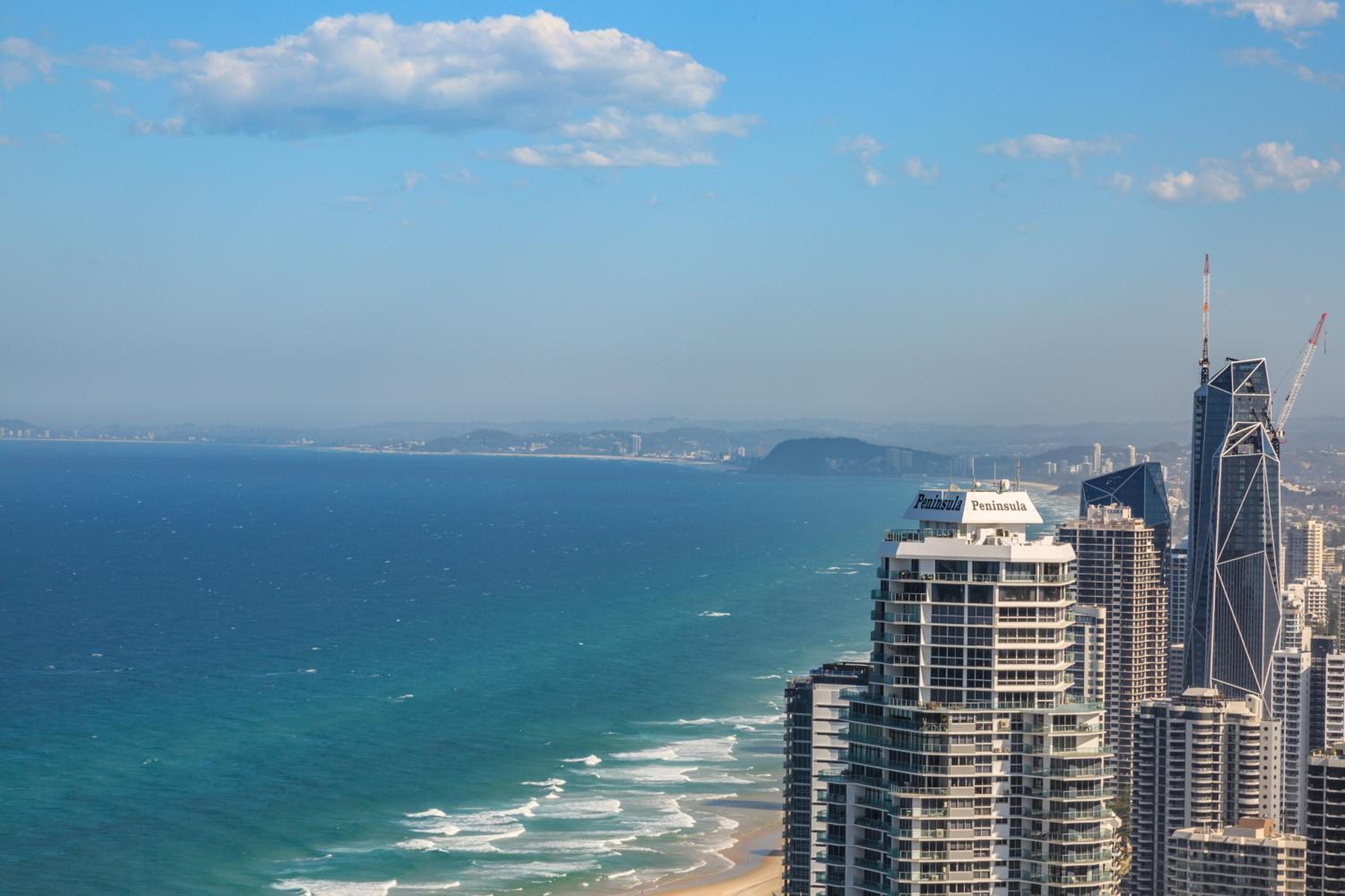 Number 1 H Residences - WiFi, Parking & More by Gold Coast Holidays