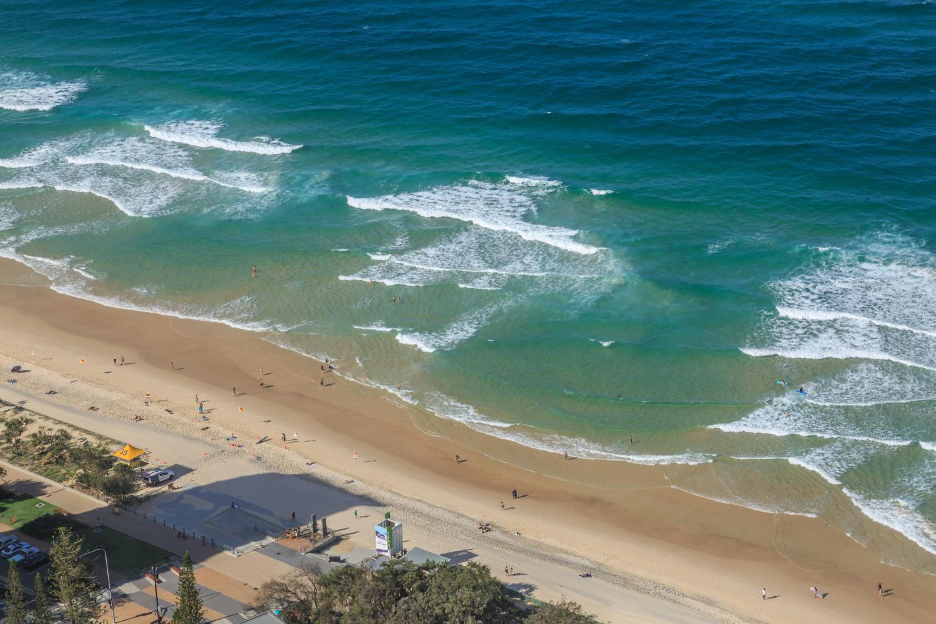 Number 1 H Residences - WiFi, Parking & More by Gold Coast Holidays