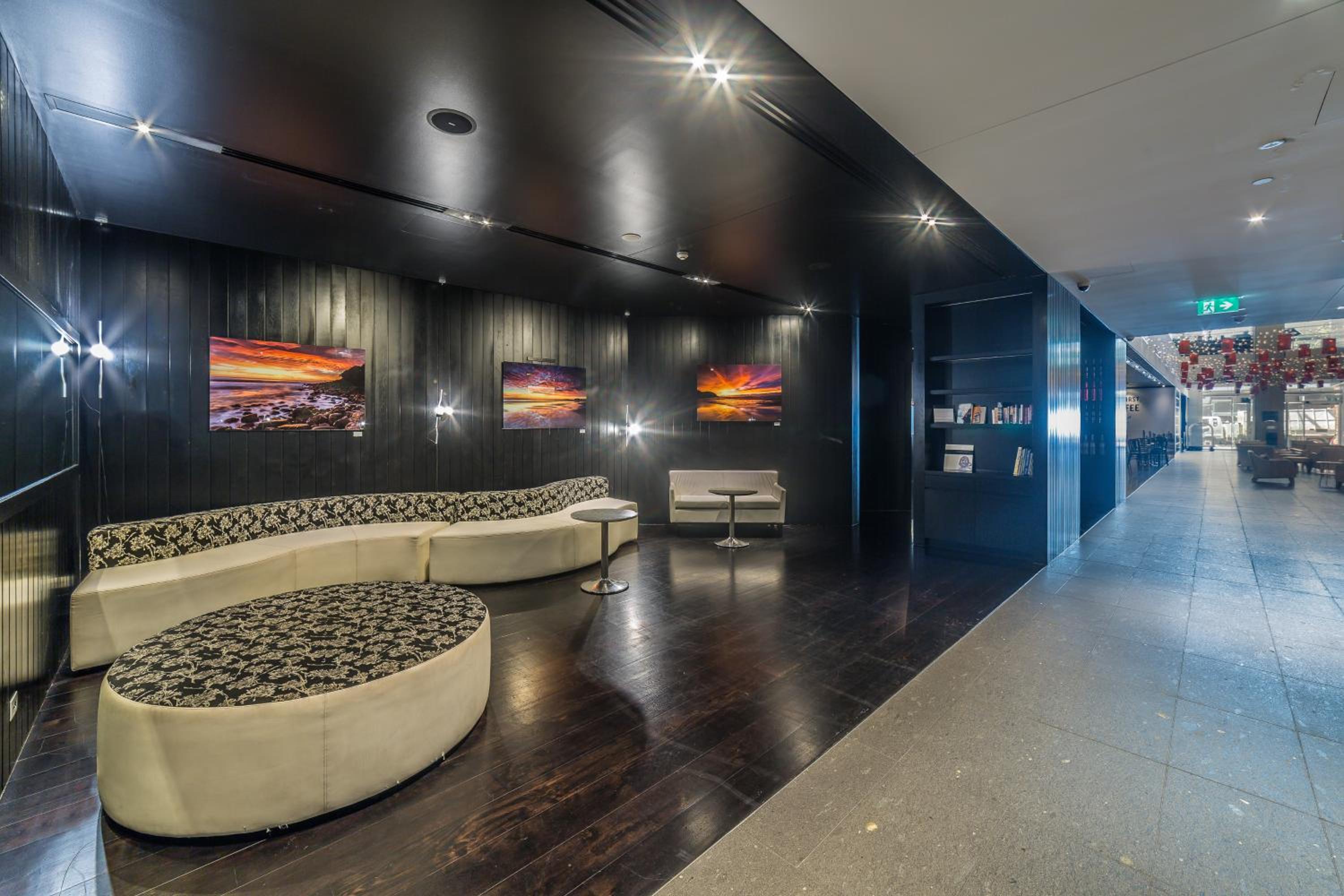 Number 1 H Residences - WiFi, Parking & More by Gold Coast Holidays