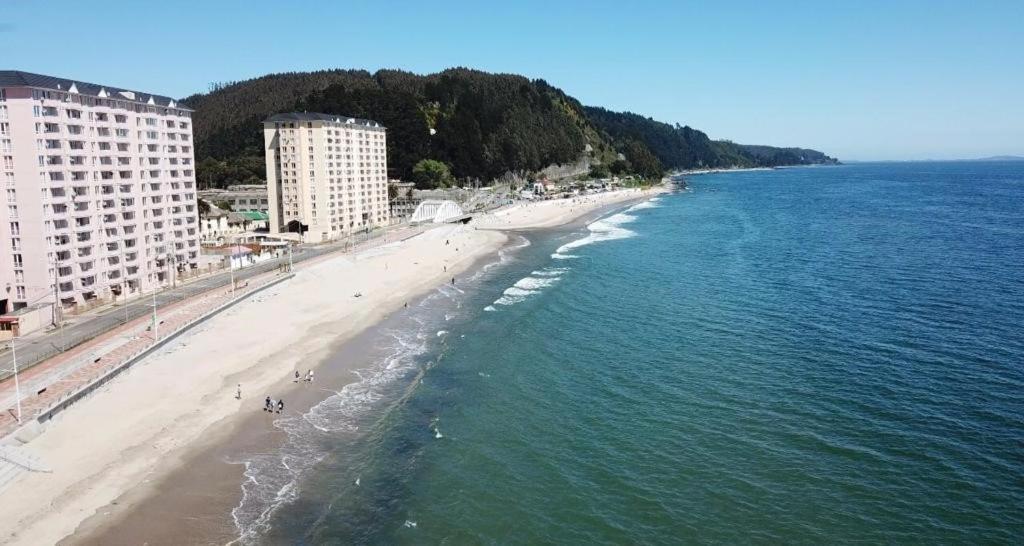 Depto. frente al mar view 4
