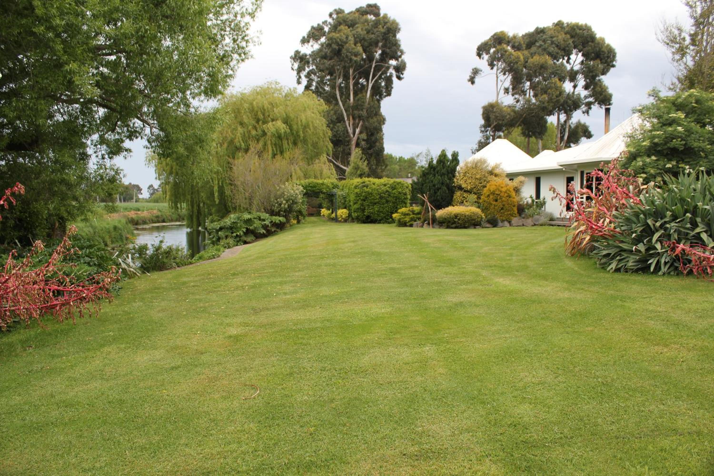 Silverstream Alpaca Farmstay & Tour