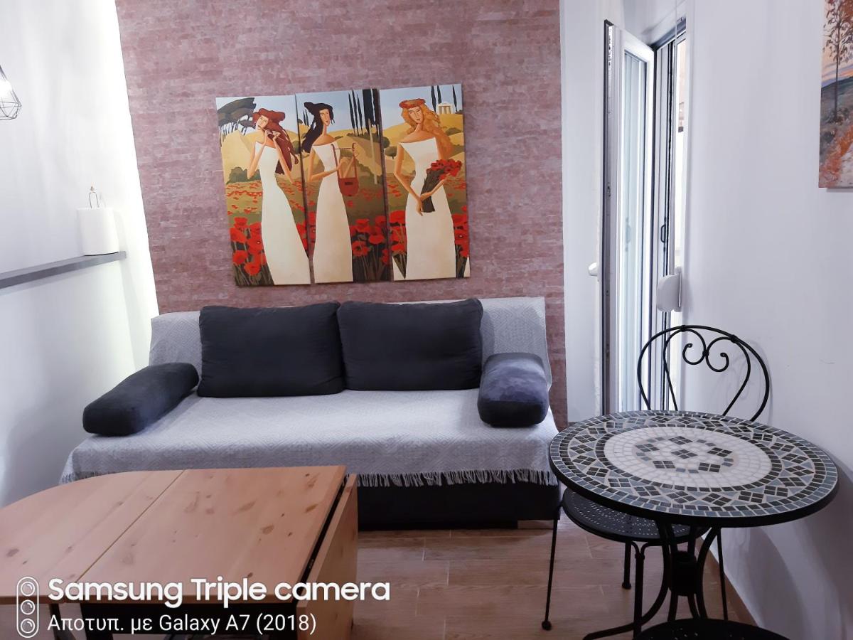 Cosy and central stoudio photo 2