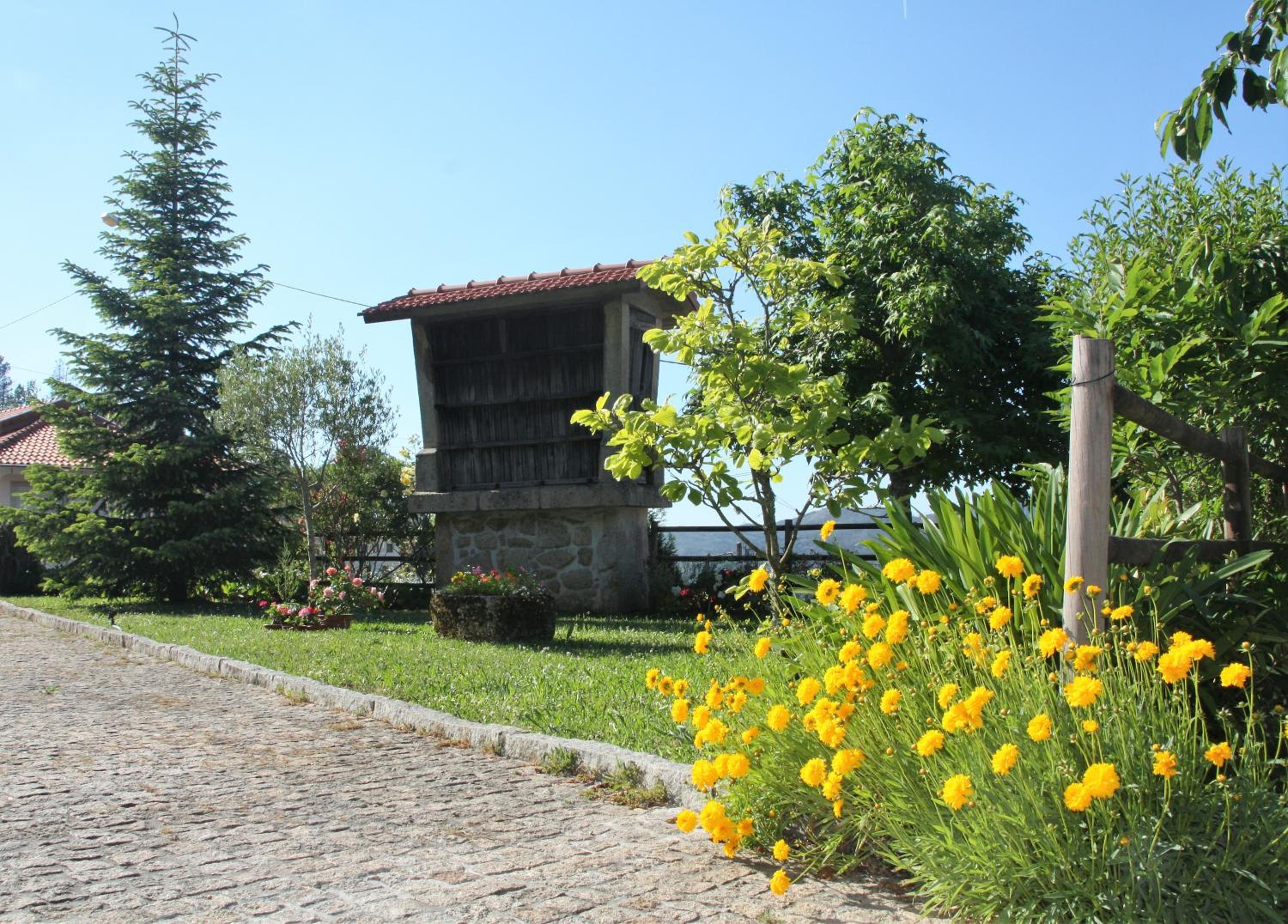 Casa da Eira Velha view 2
