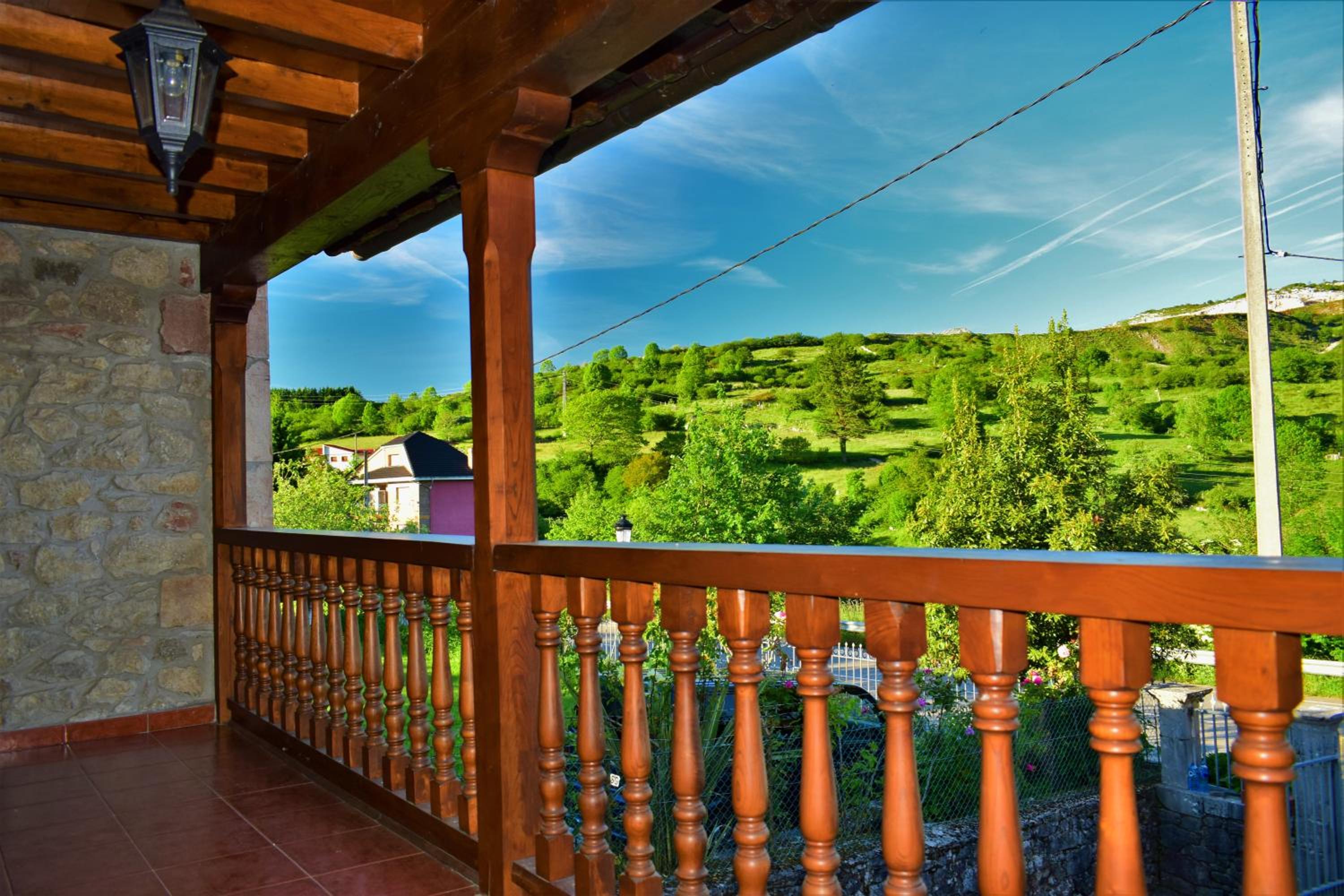 La Cabada view 3
