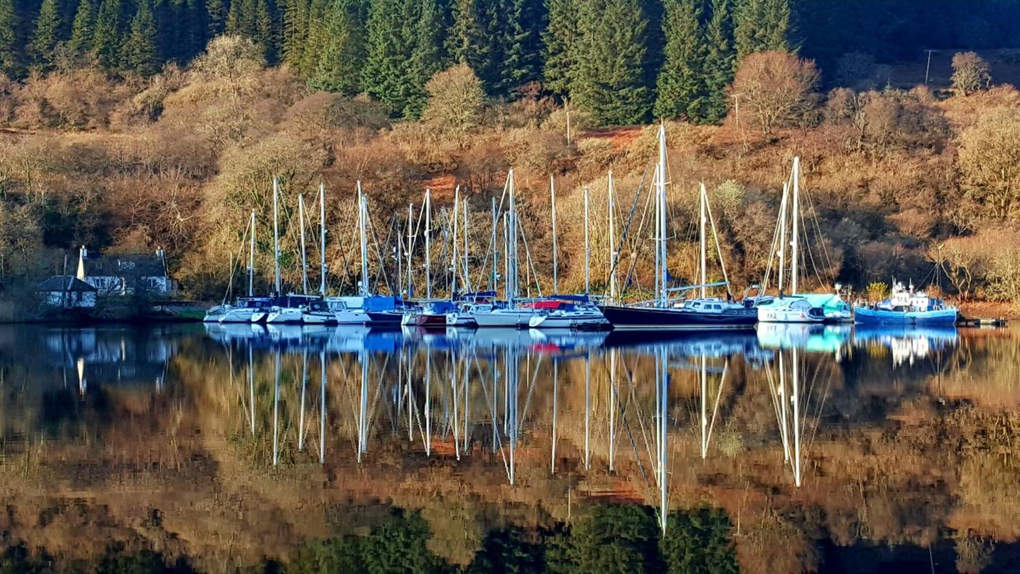 Crinan Canal Cottage