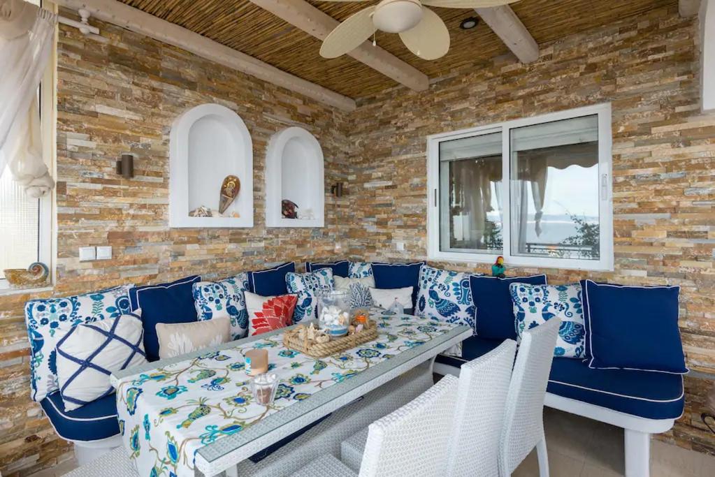 Ammos Lux Apartments