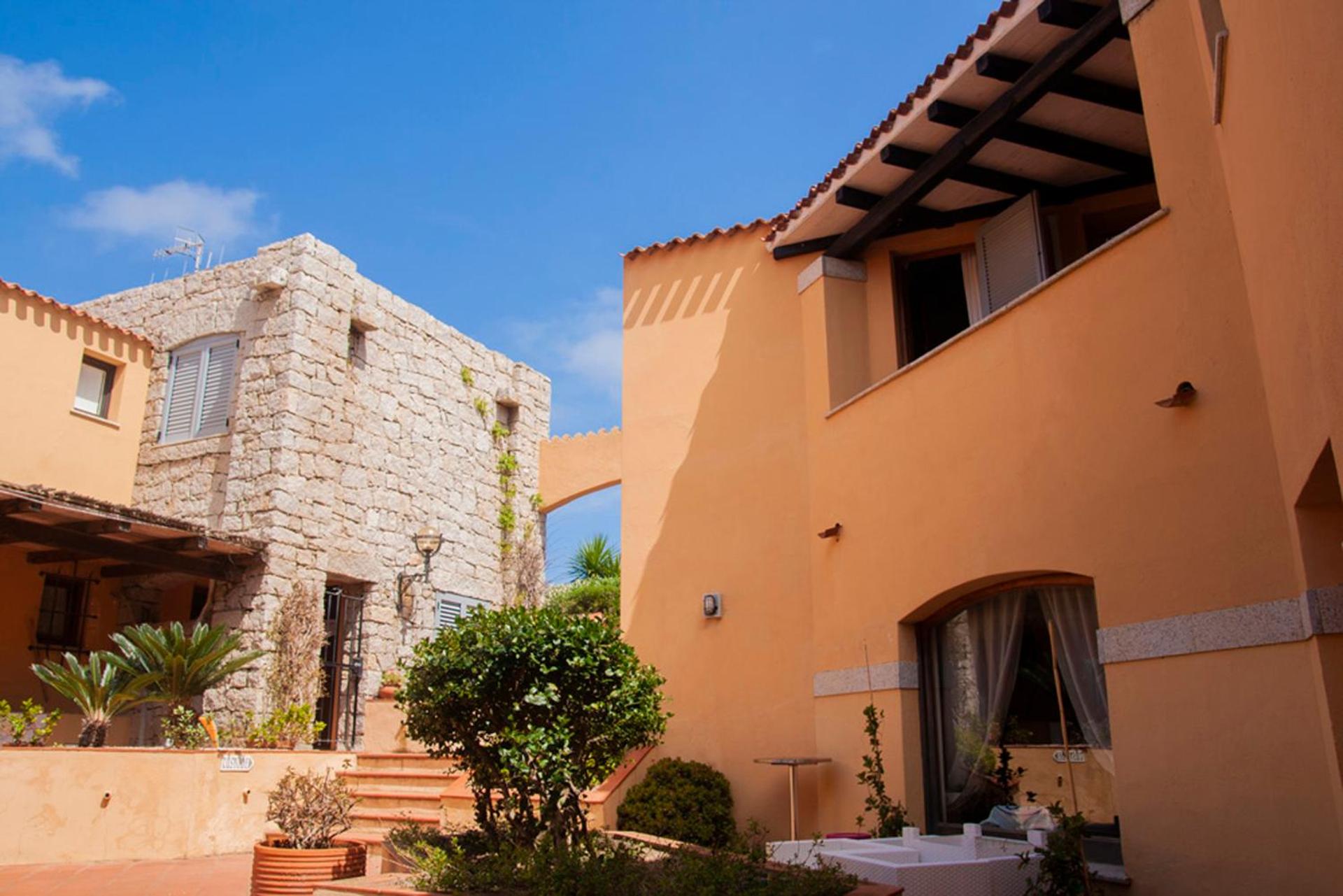 Valesmeralda Boutique Rooms, Porto Cervo Marina Adults only view 3