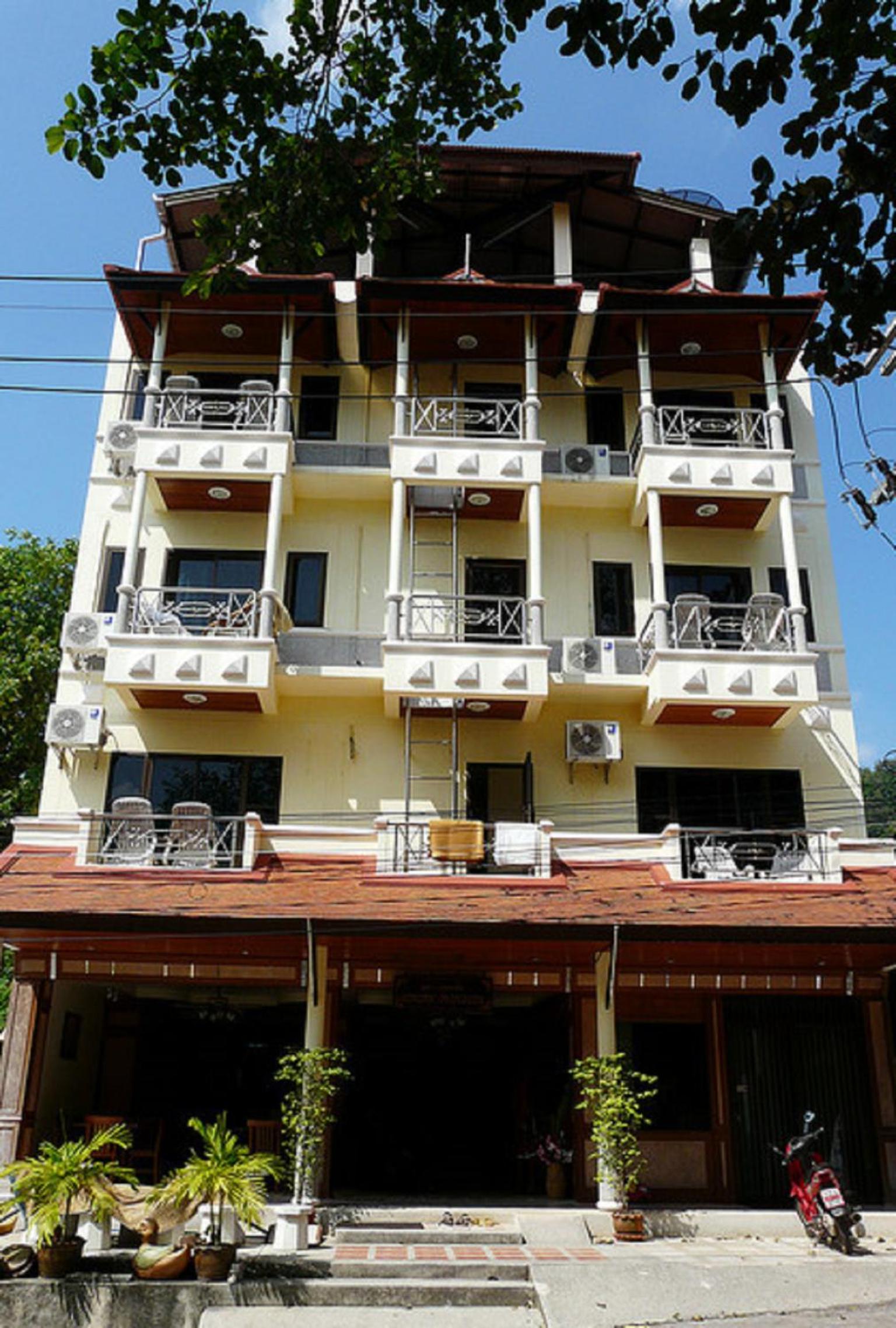 Hotel Amorn Mansion - Image 1