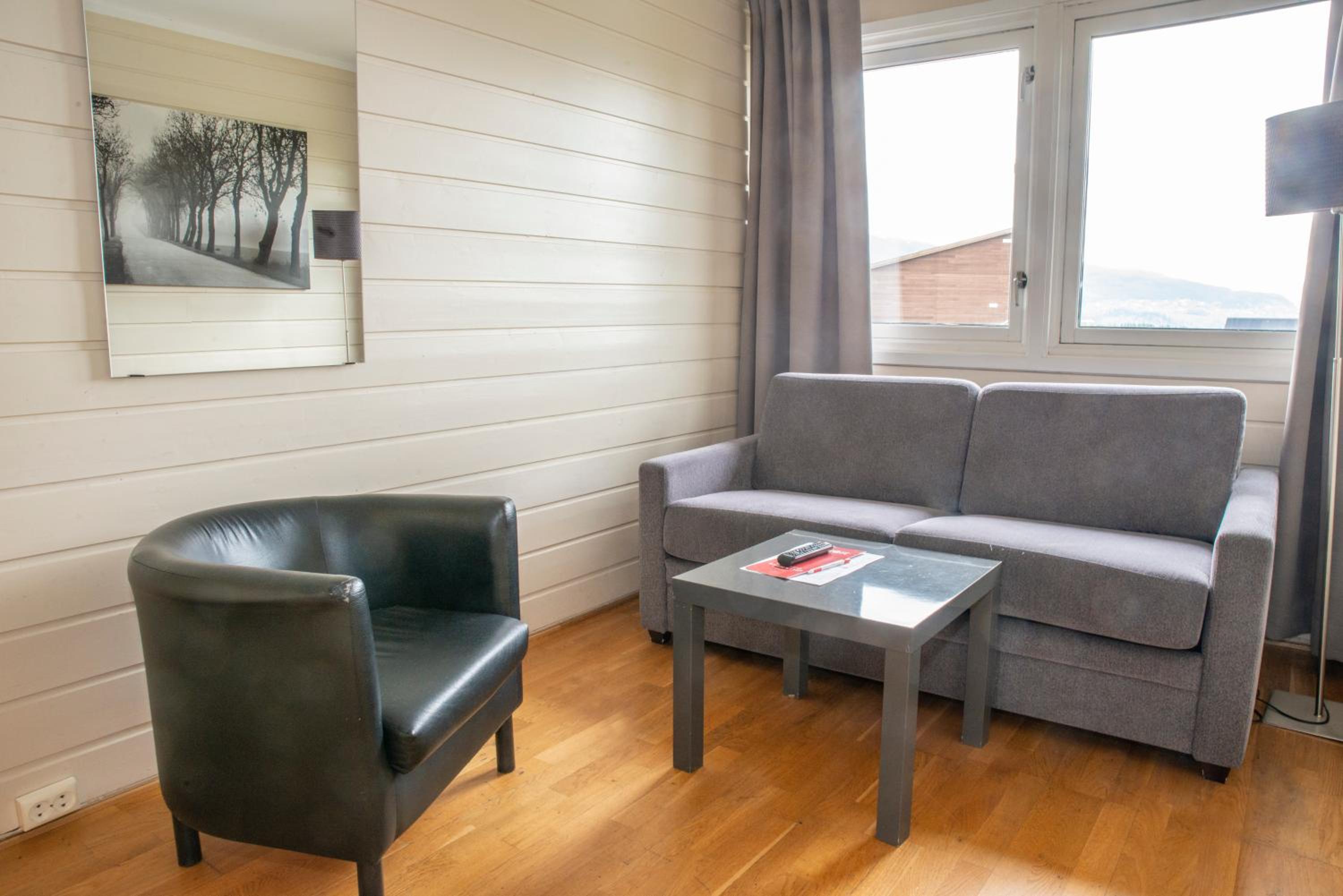 Sandmoen Bed & Breakfast, Free Parking