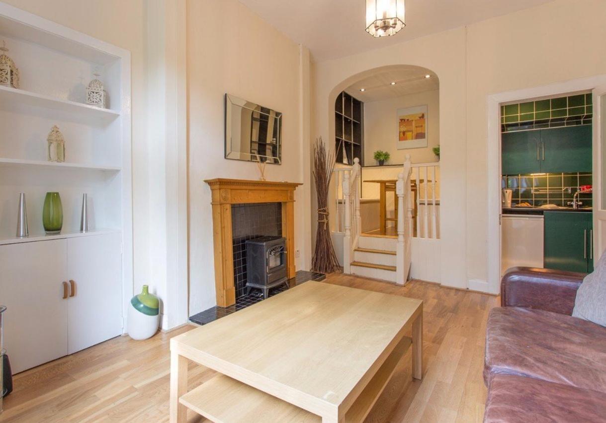 The Broughton Road Residence photo 3
