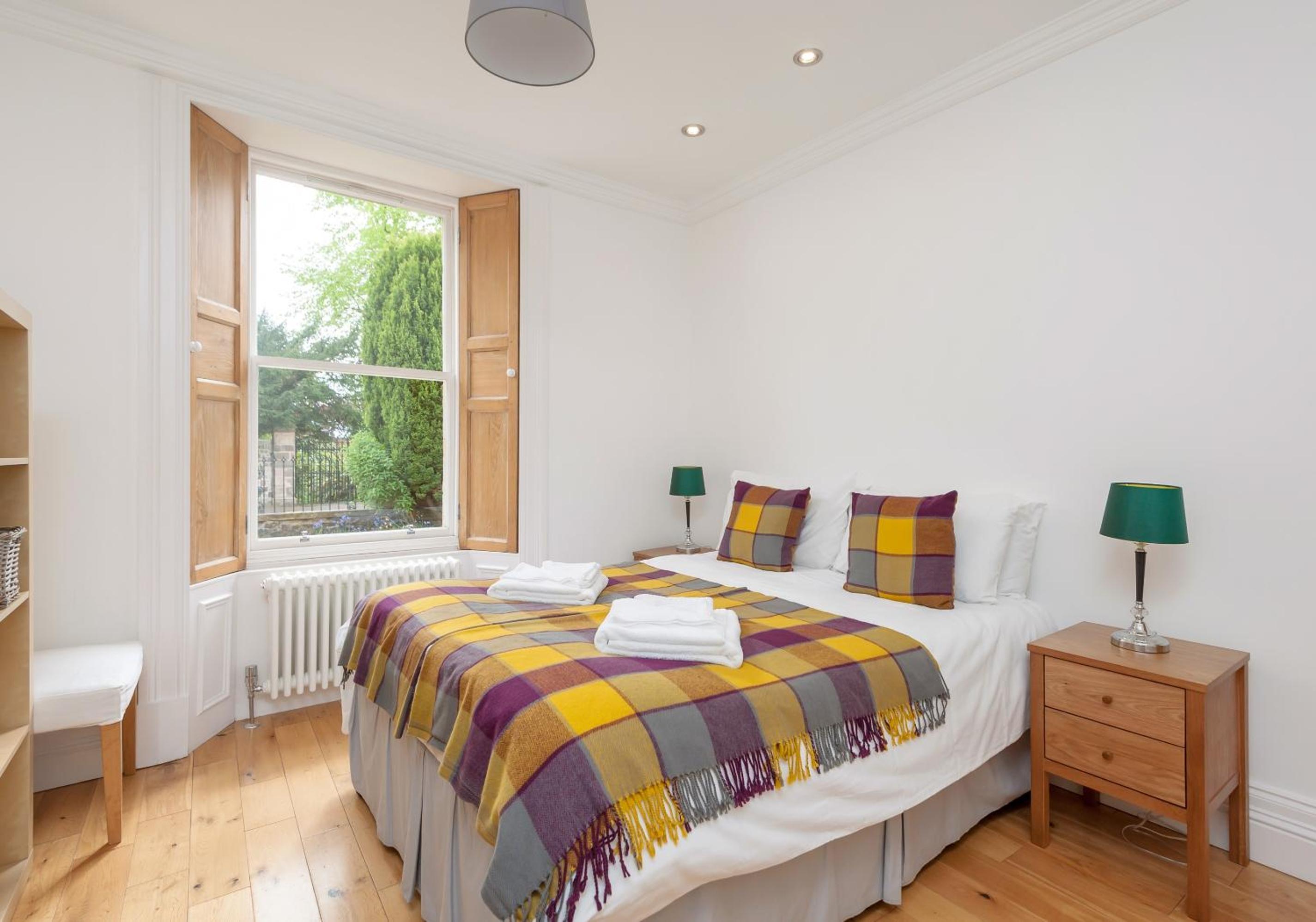 The Lochside House Residence view 5