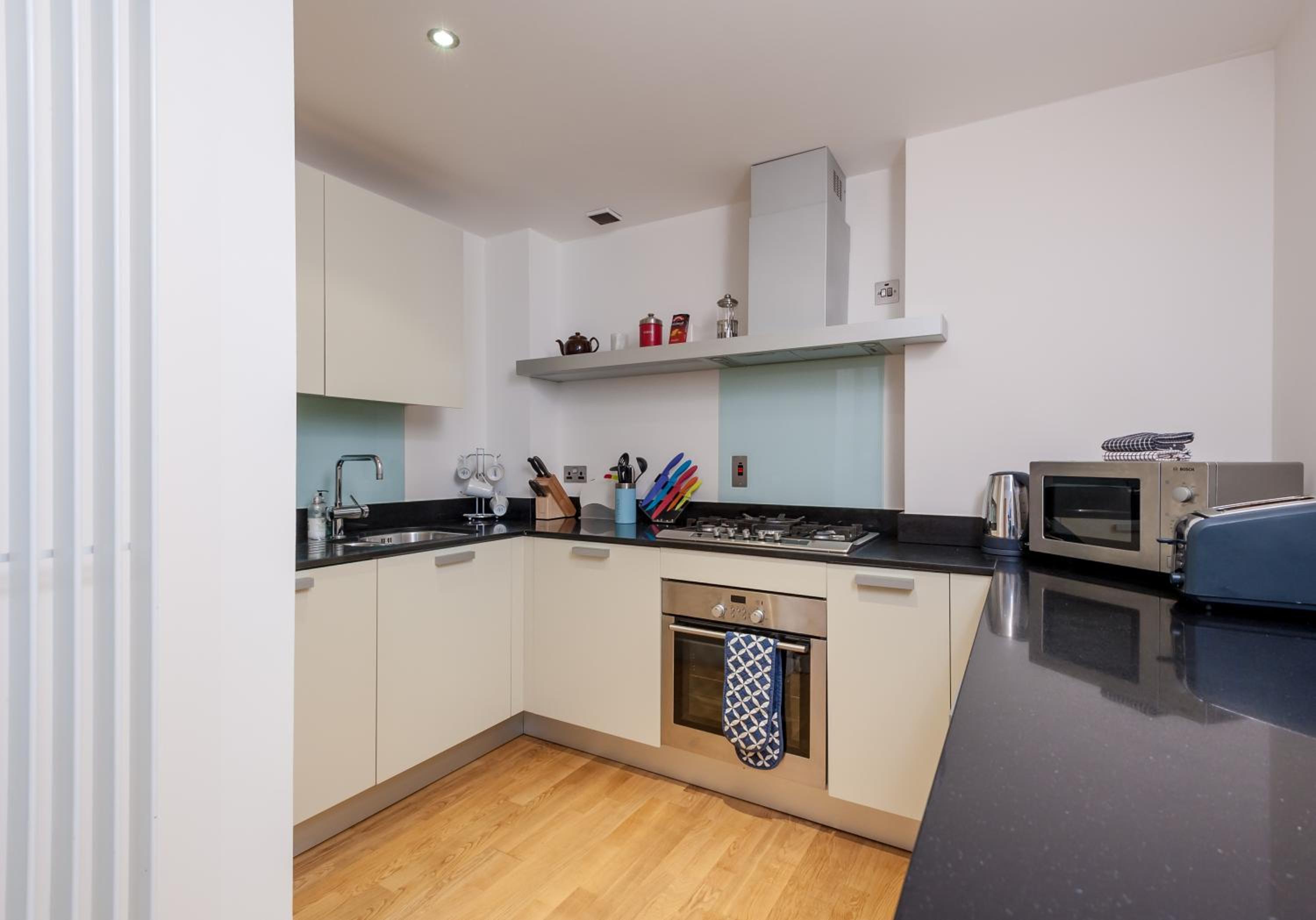 The Quartermile Meadows View Residence view 3