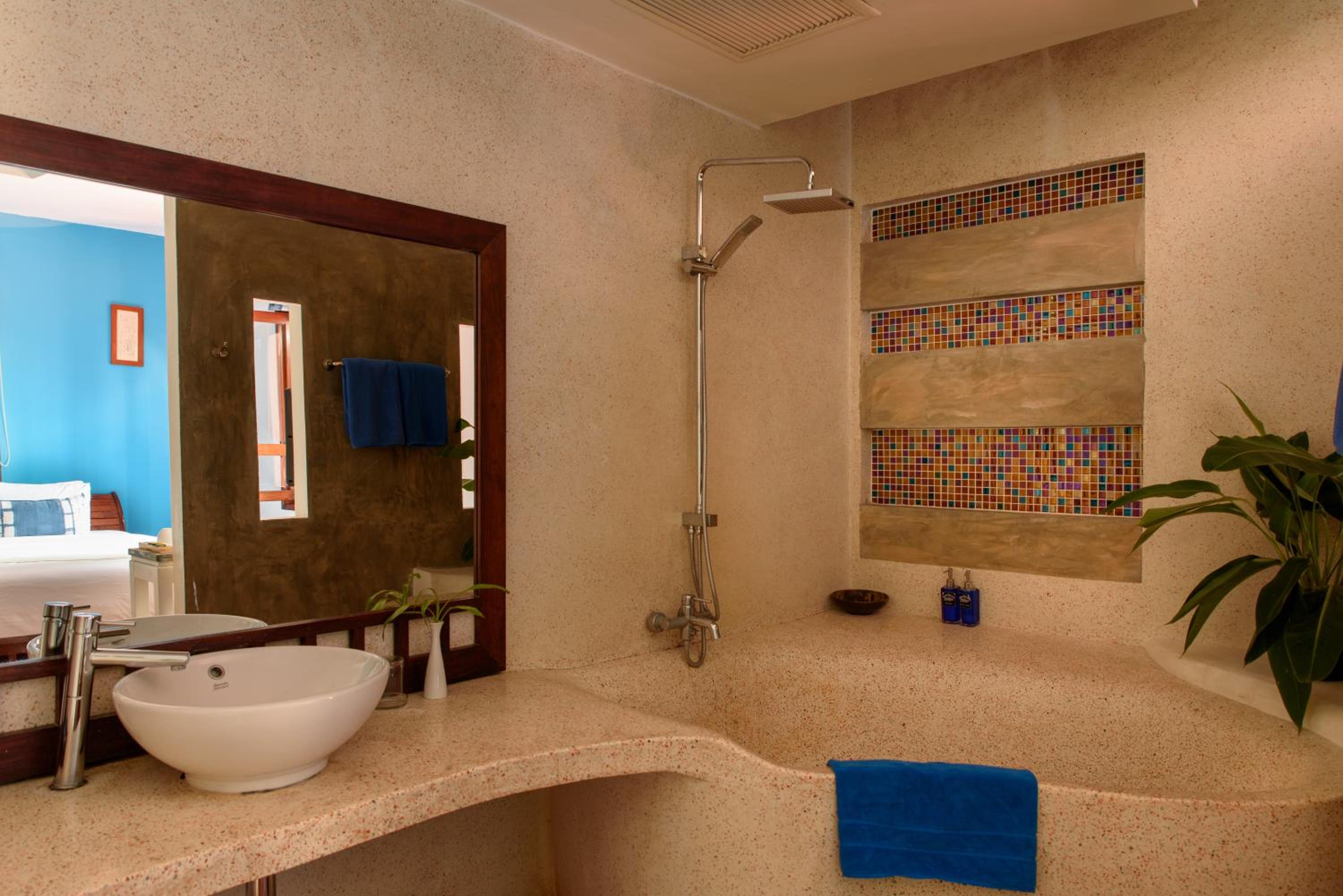 Indigo House Hotel