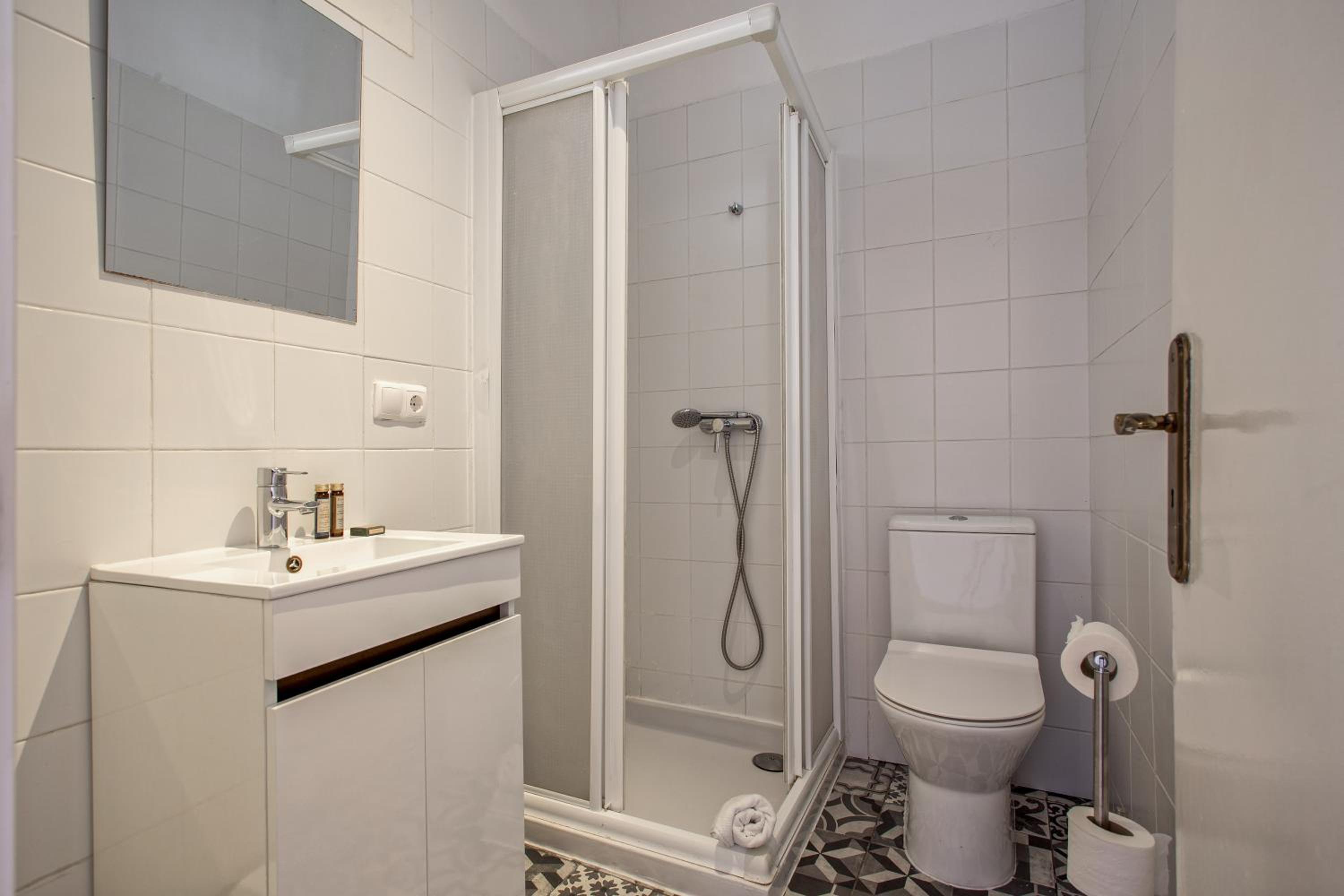 Alfama River View Tailor Made Flat photo 4