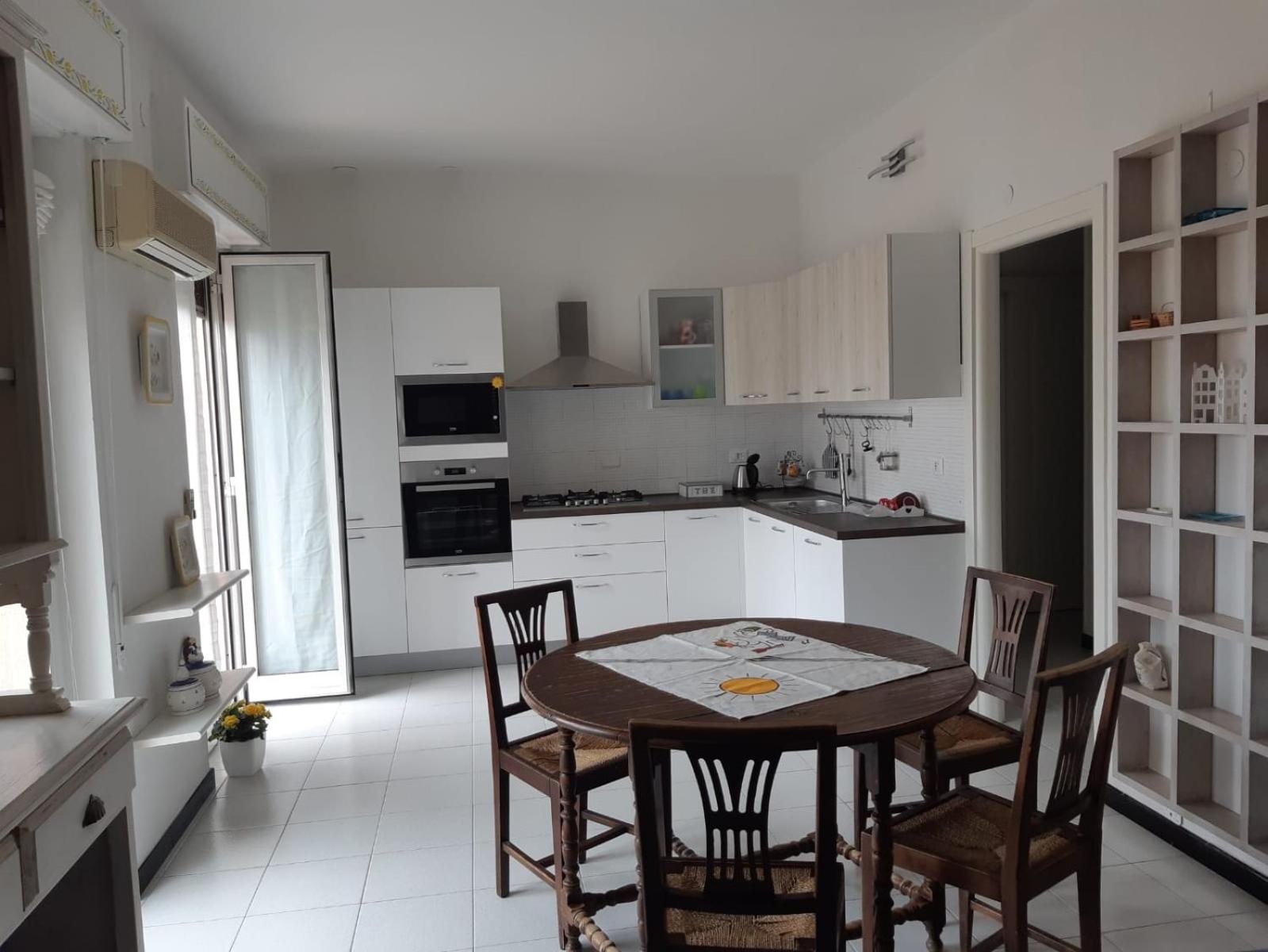 APPARTAMENTO nonni FRANCHI view 4