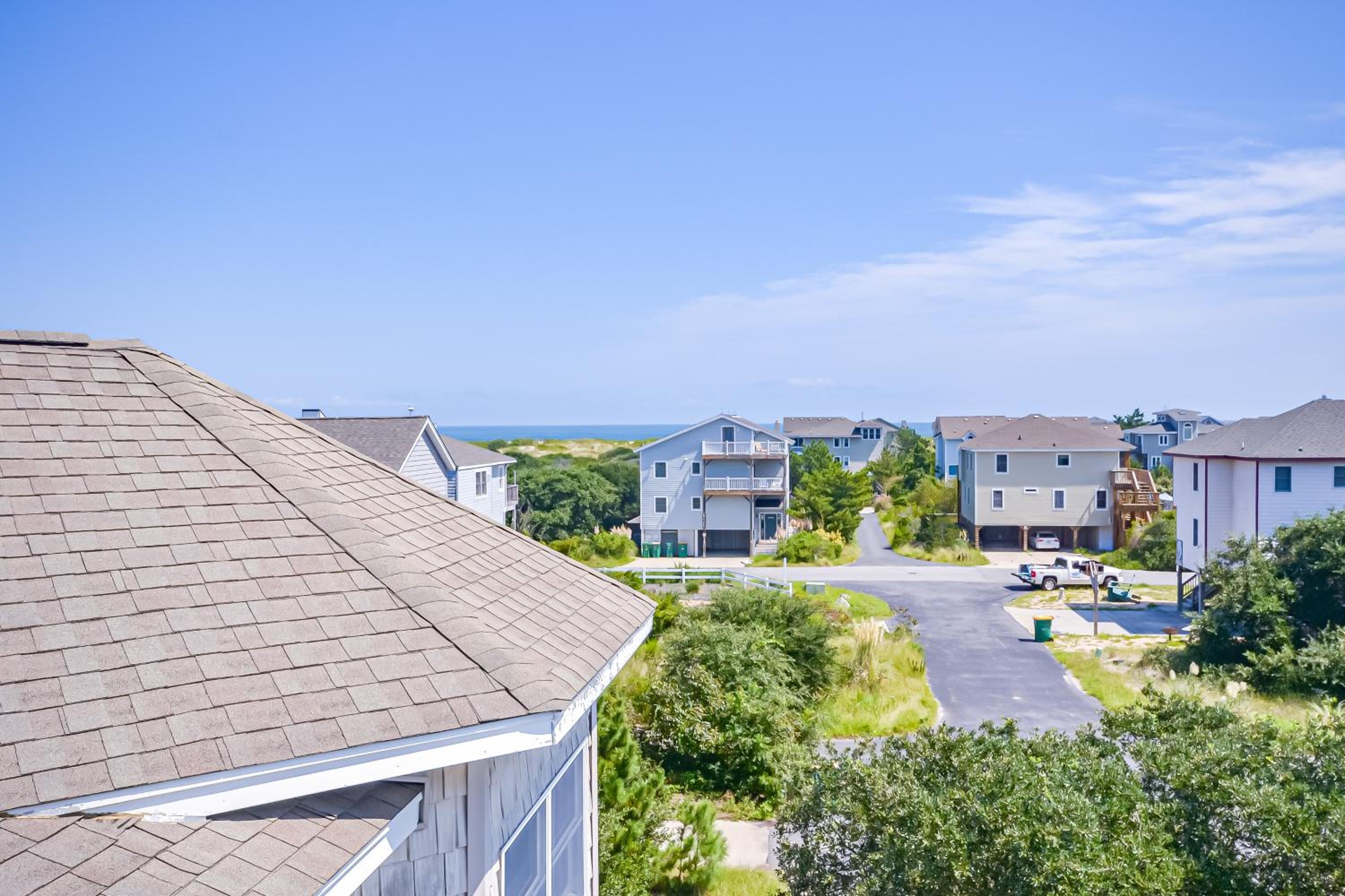 Eagle Quay - Corolla, Ocean Sands, Oceanside, 190 Yds to Beach, Hot Tub, Pets OK, Community Pool