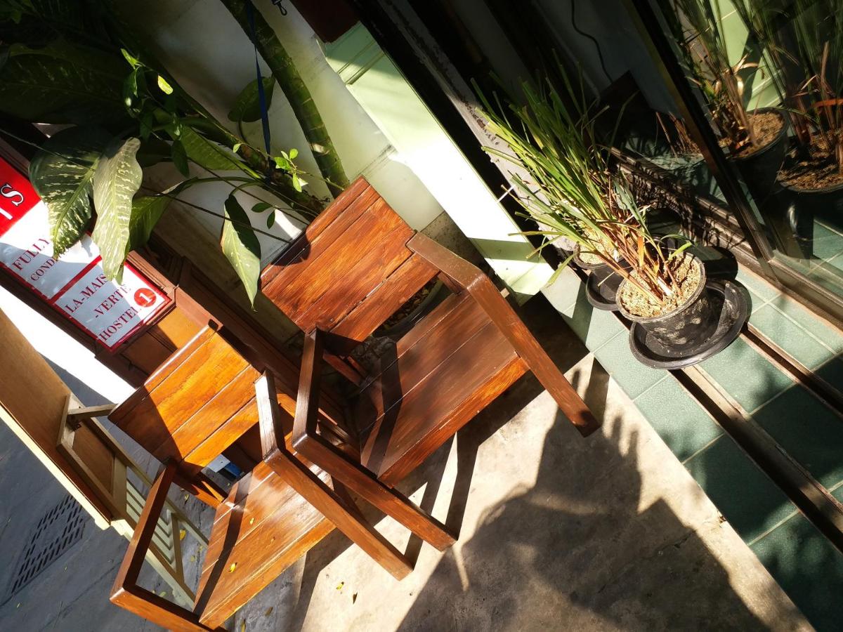 La Maison Verte Hostel