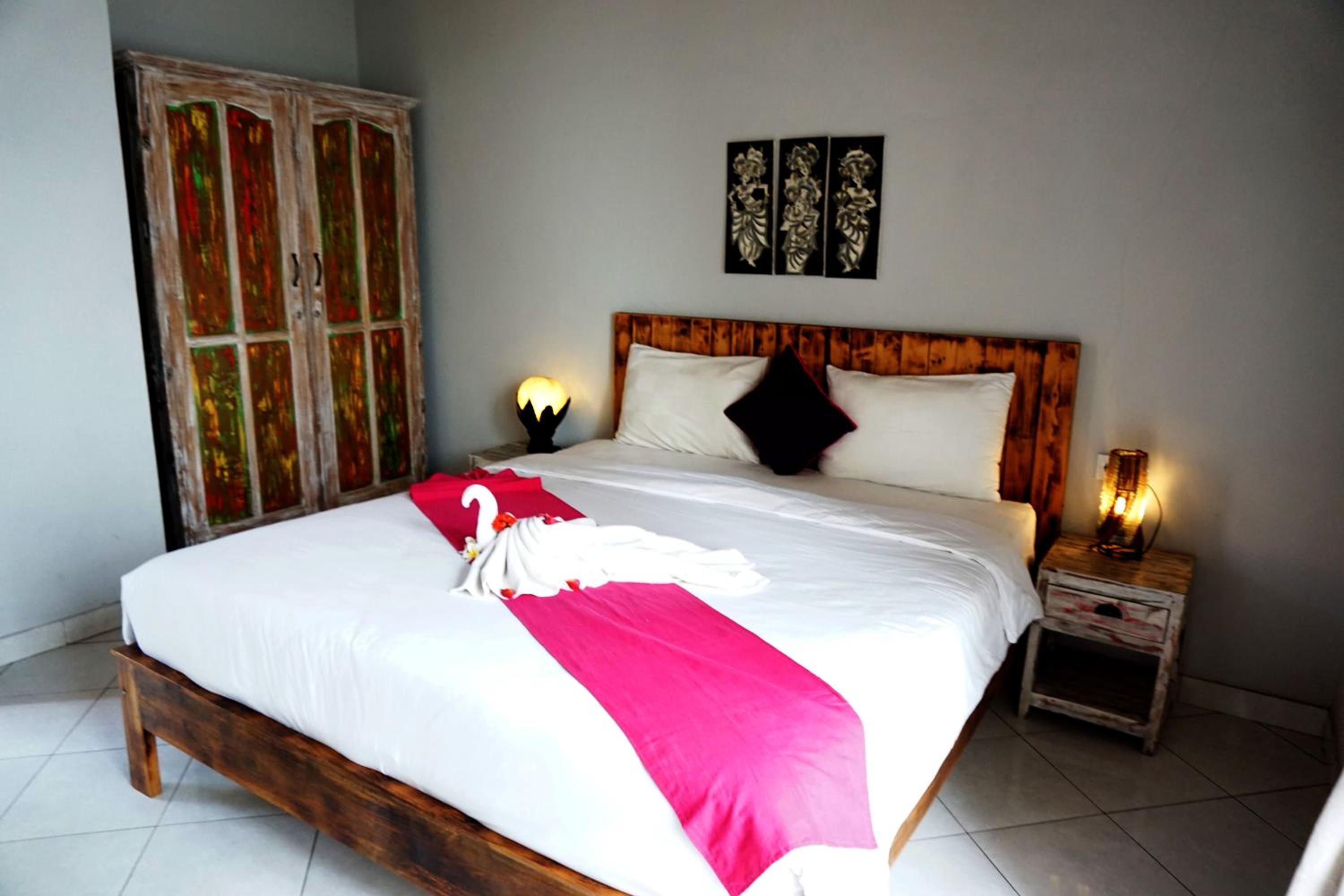 Louto Dmell Villa & Deluxe