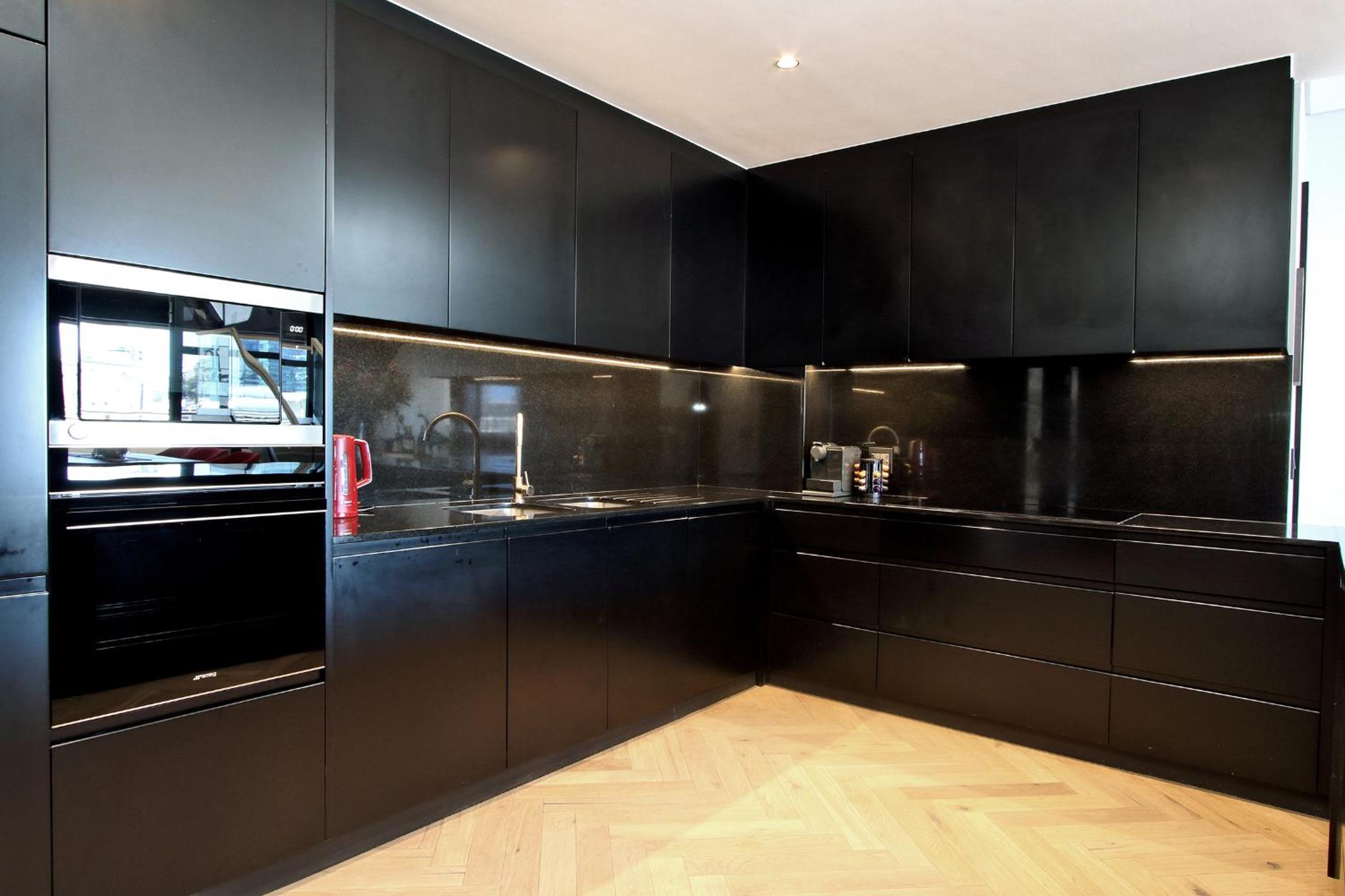 Crayfish Penthouse - The Onyx Cape Town view 3