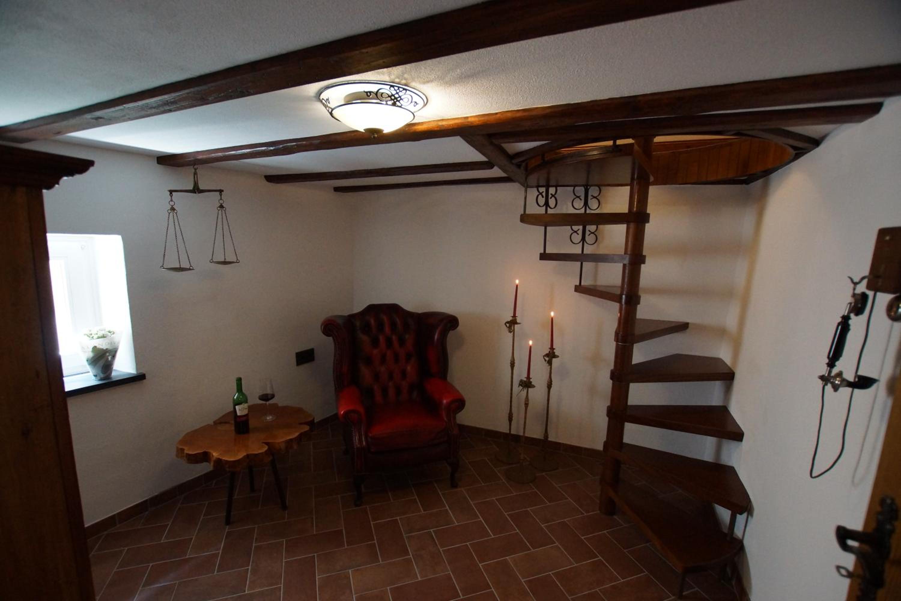 Photo 38