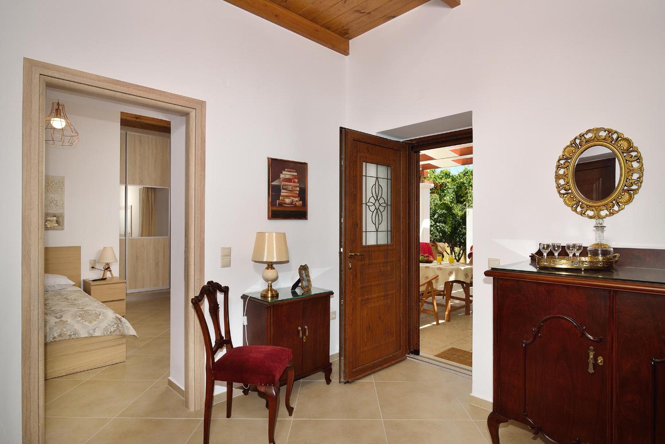 Anna 's House - Garden Cottage in Kissamos view 3