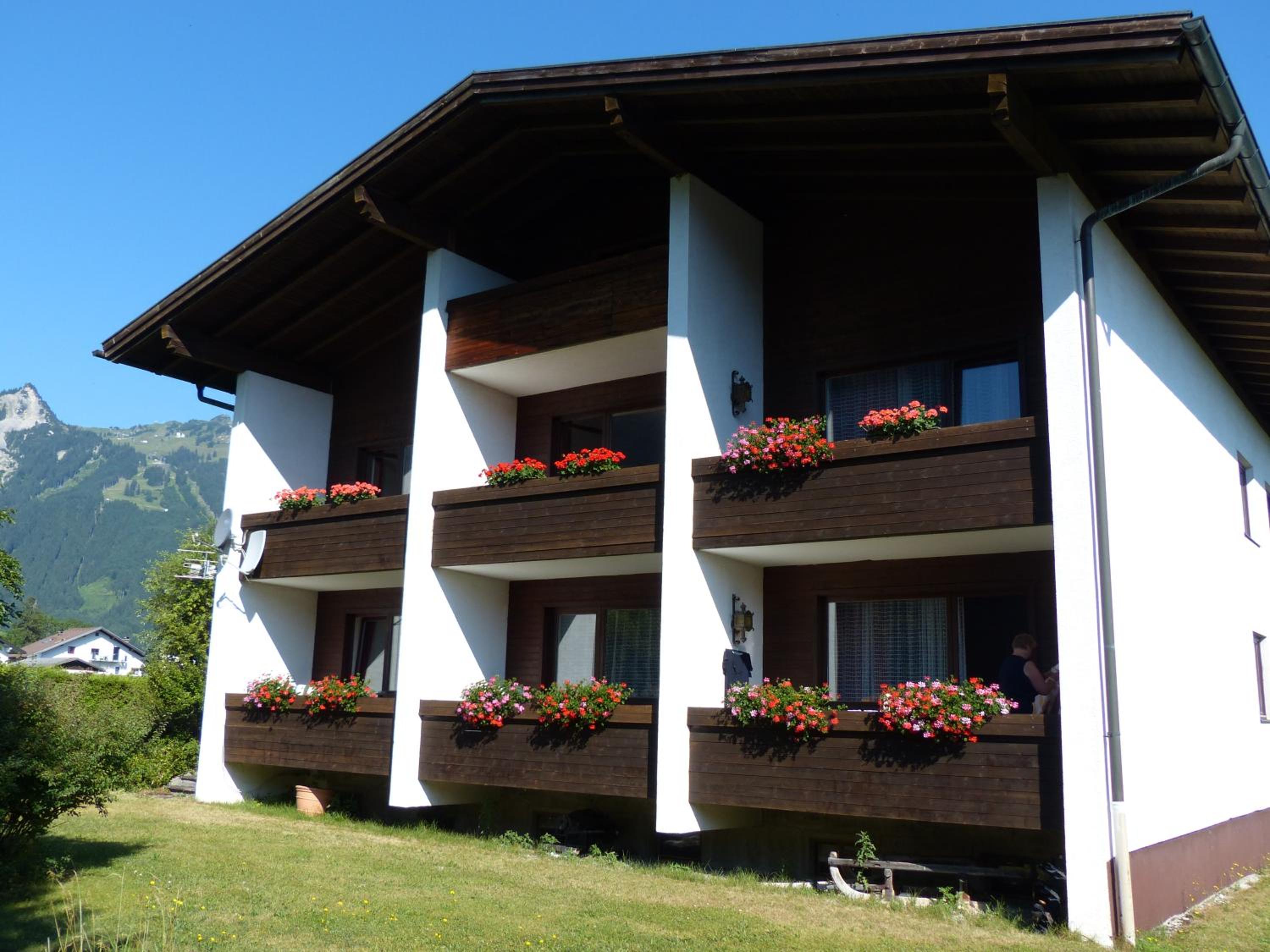 Hotel Pension Hohenrainer - Image 1