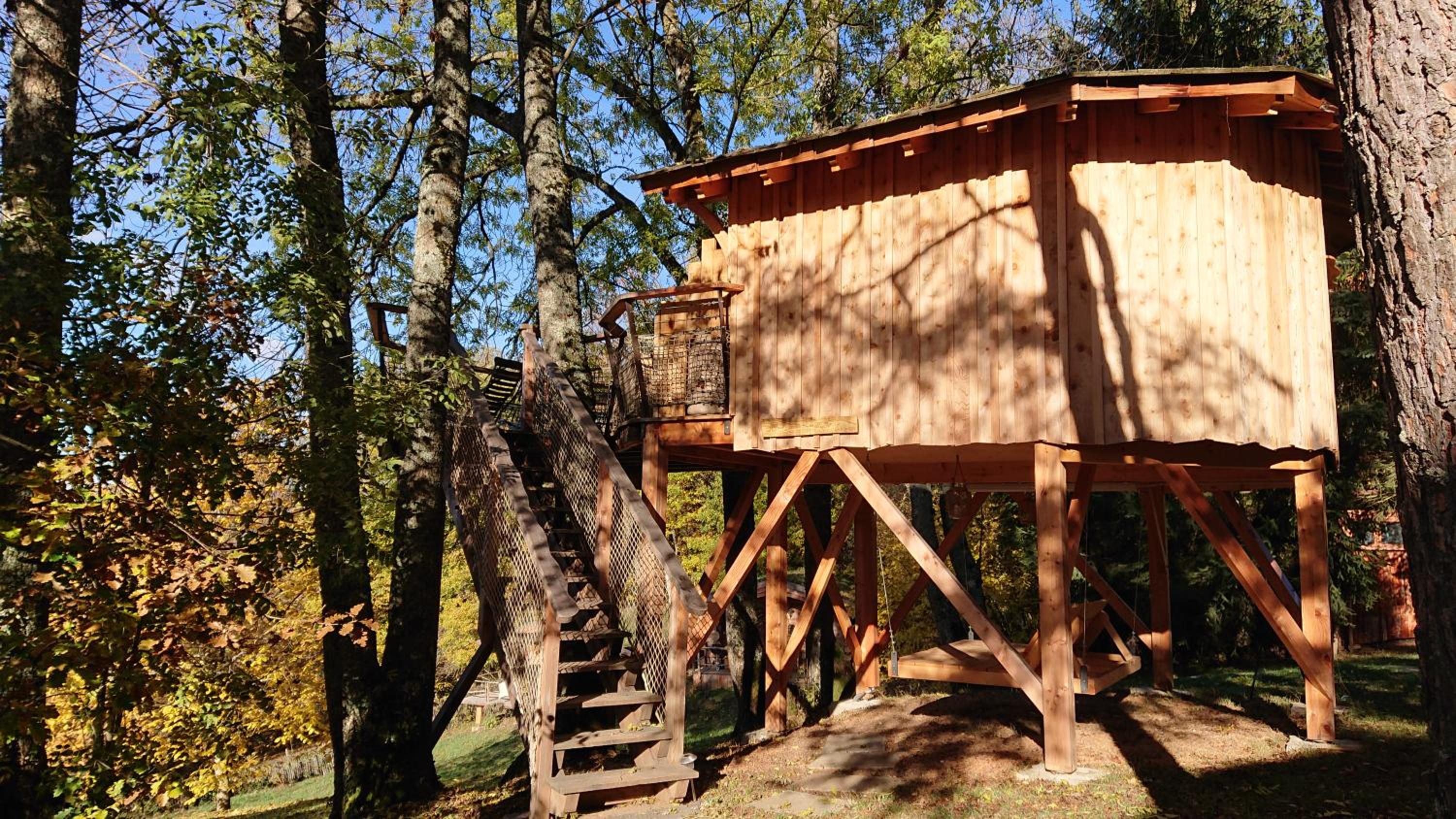 Les Cabanes Du Saleve