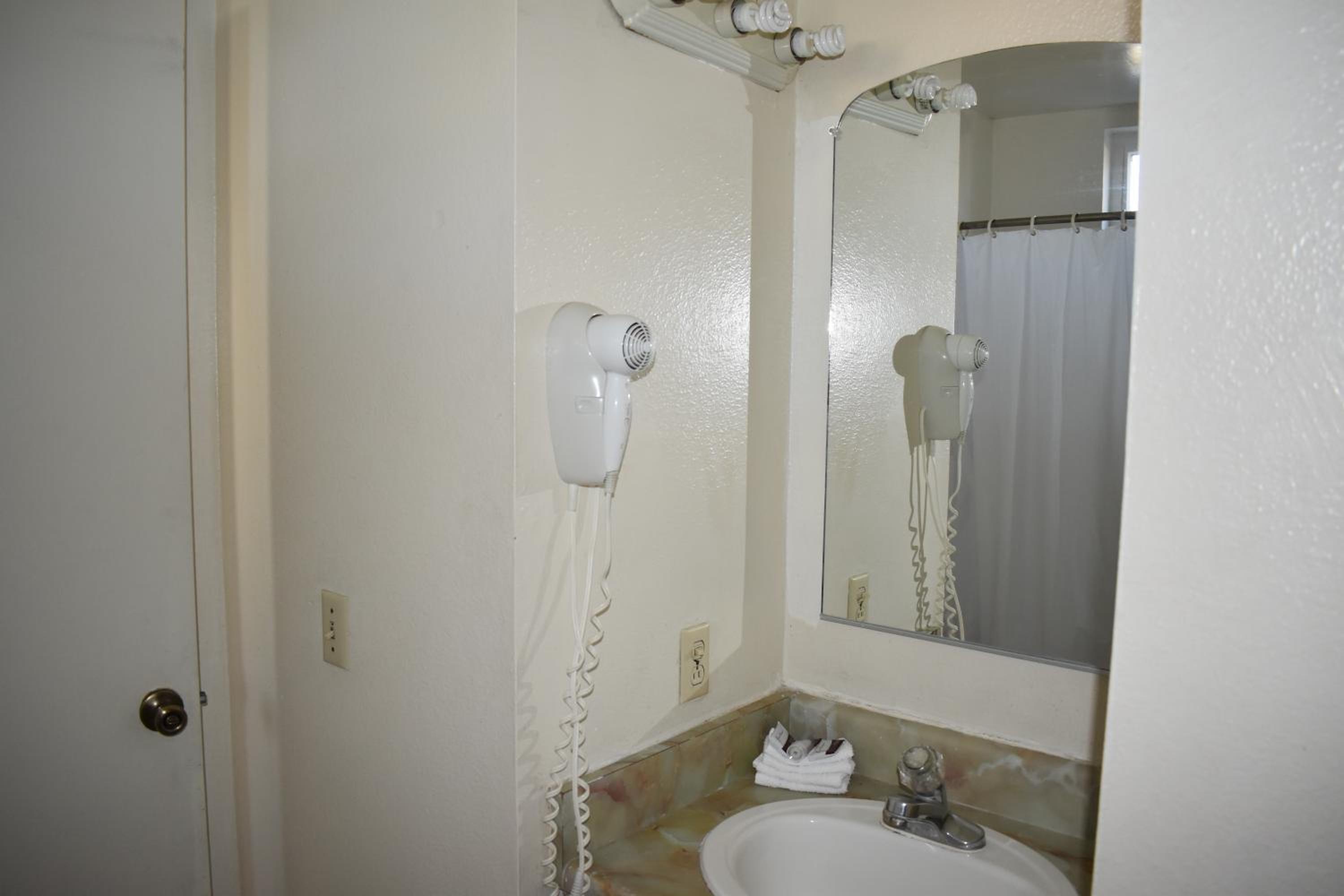Rosemead Vacations - Valley Hotel - Property Image 59