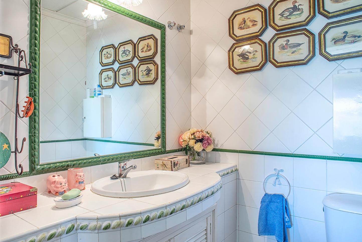 Private Villa Cortijo Sierra y Lago with private swimming pool