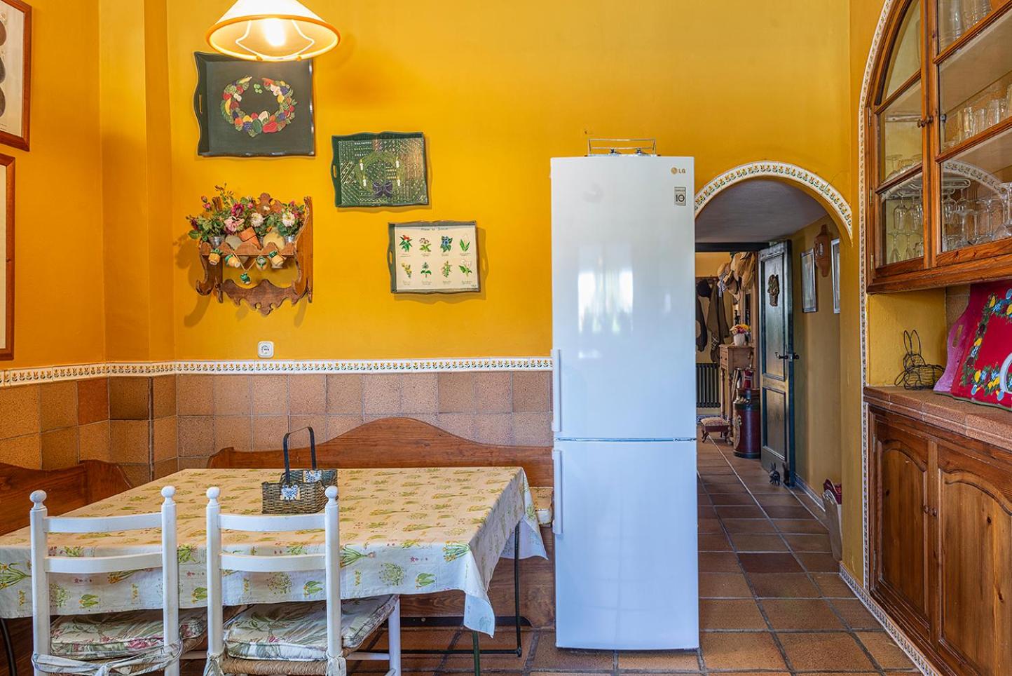 Private Villa Cortijo Sierra y Lago with private swimming pool