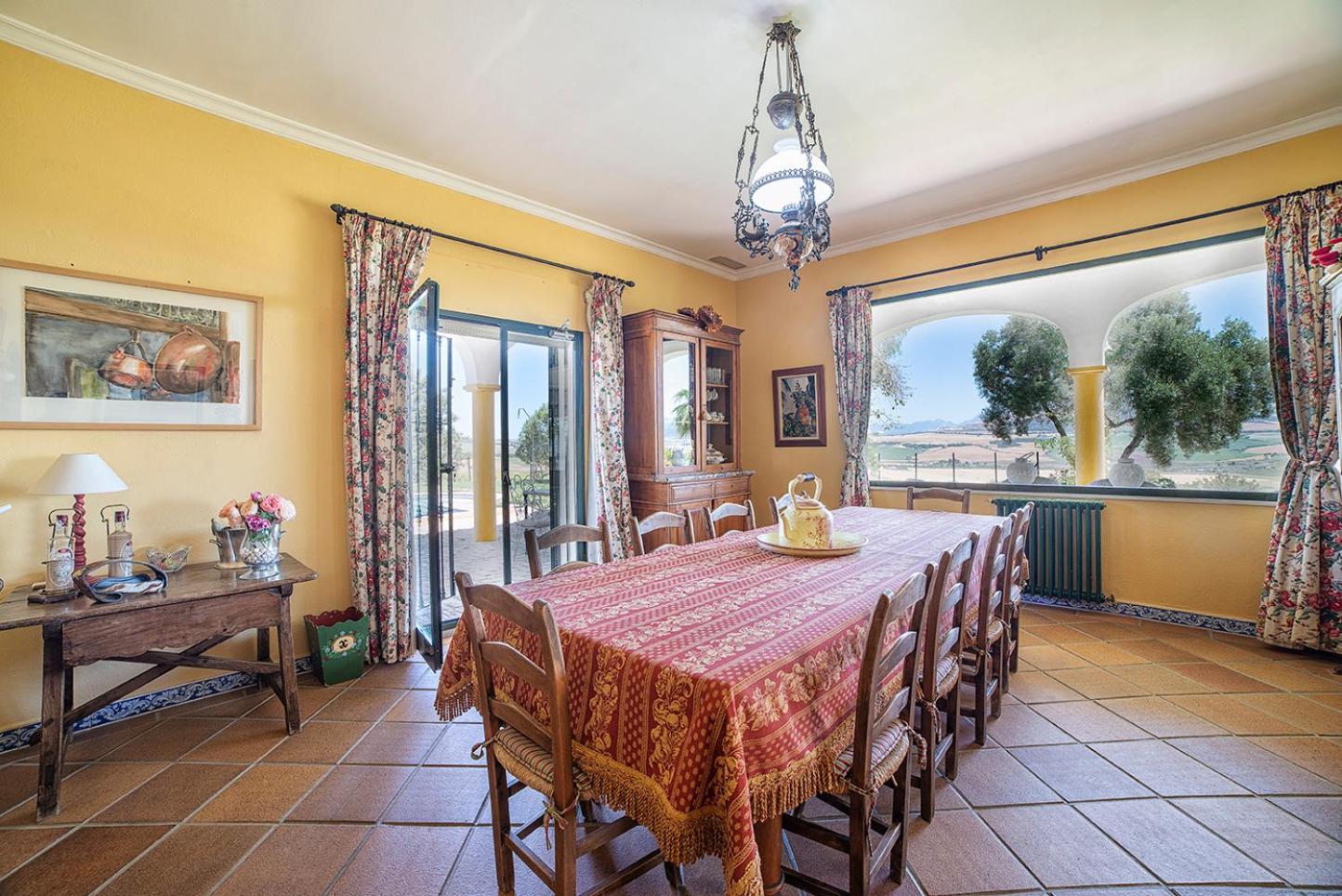 Private Villa Cortijo Sierra y Lago with private swimming pool